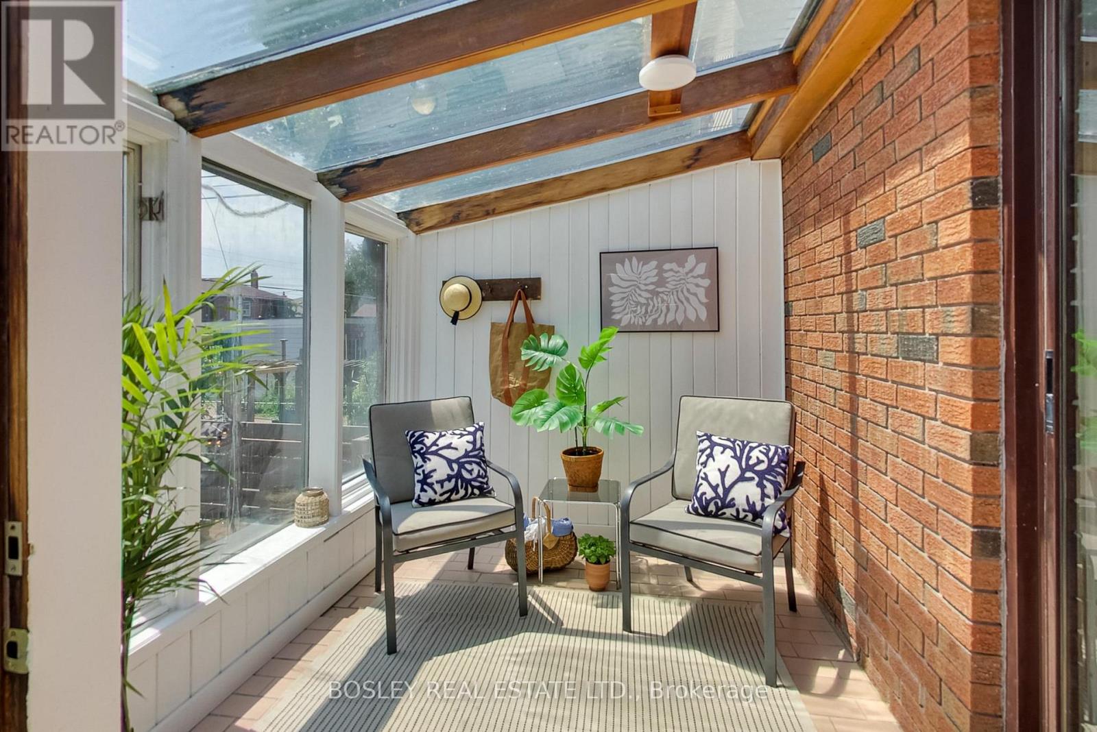 7 Pendrith Street, Toronto, Ontario  M6G 1R6 - Photo 33 - W13532018