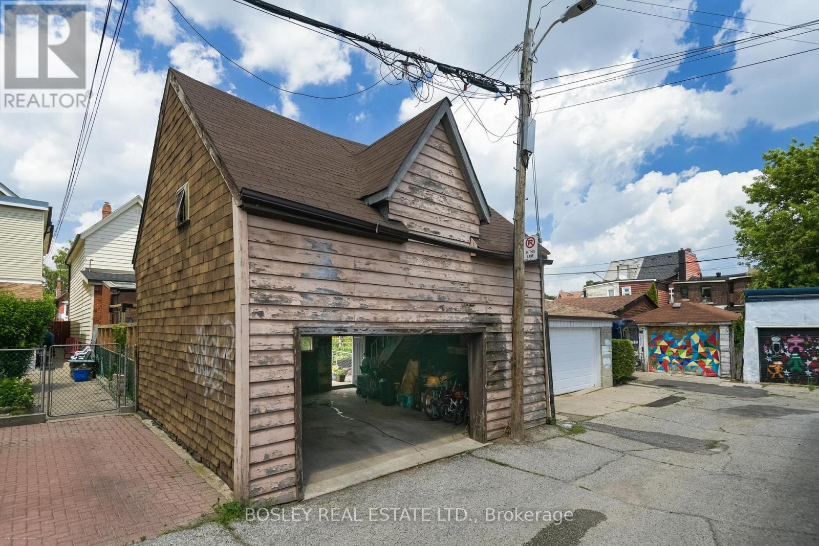 7 Pendrith Street, Toronto, Ontario  M6G 1R6 - Photo 39 - W13532018