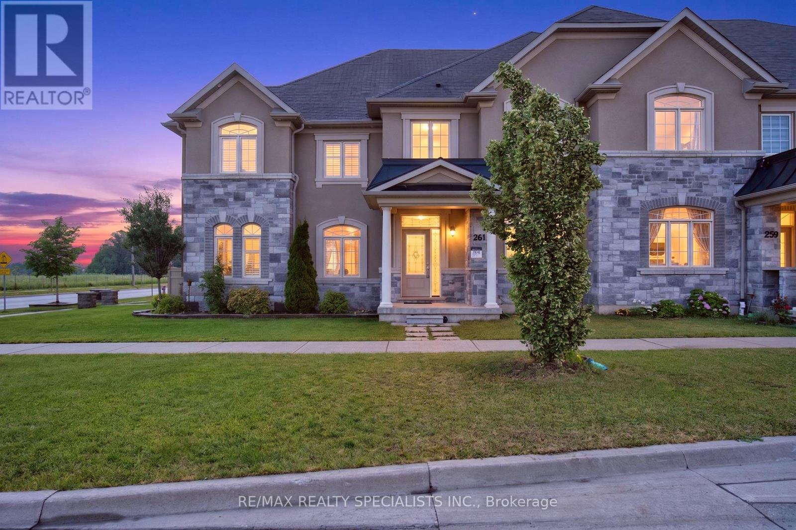 261 Inspire Boulevard, Brampton, Ontario L6R 0B6 - Photo 1 - W13532242