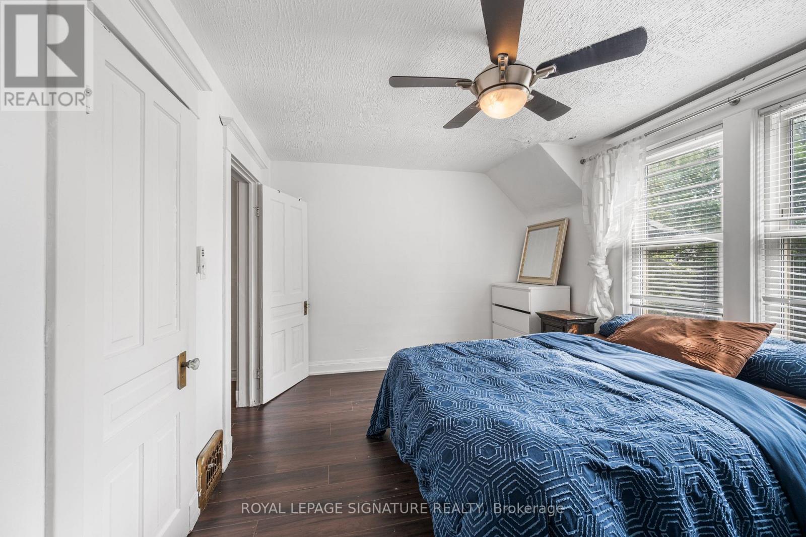 72 Gwynne Avenue, Toronto, Ontario  M6K 2C4 - Photo 20 - W13532250