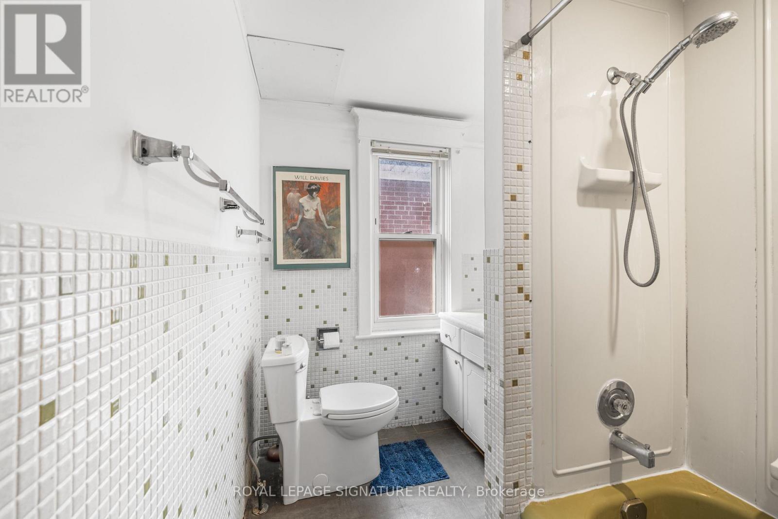 72 Gwynne Avenue, Toronto, Ontario  M6K 2C4 - Photo 26 - W13532250
