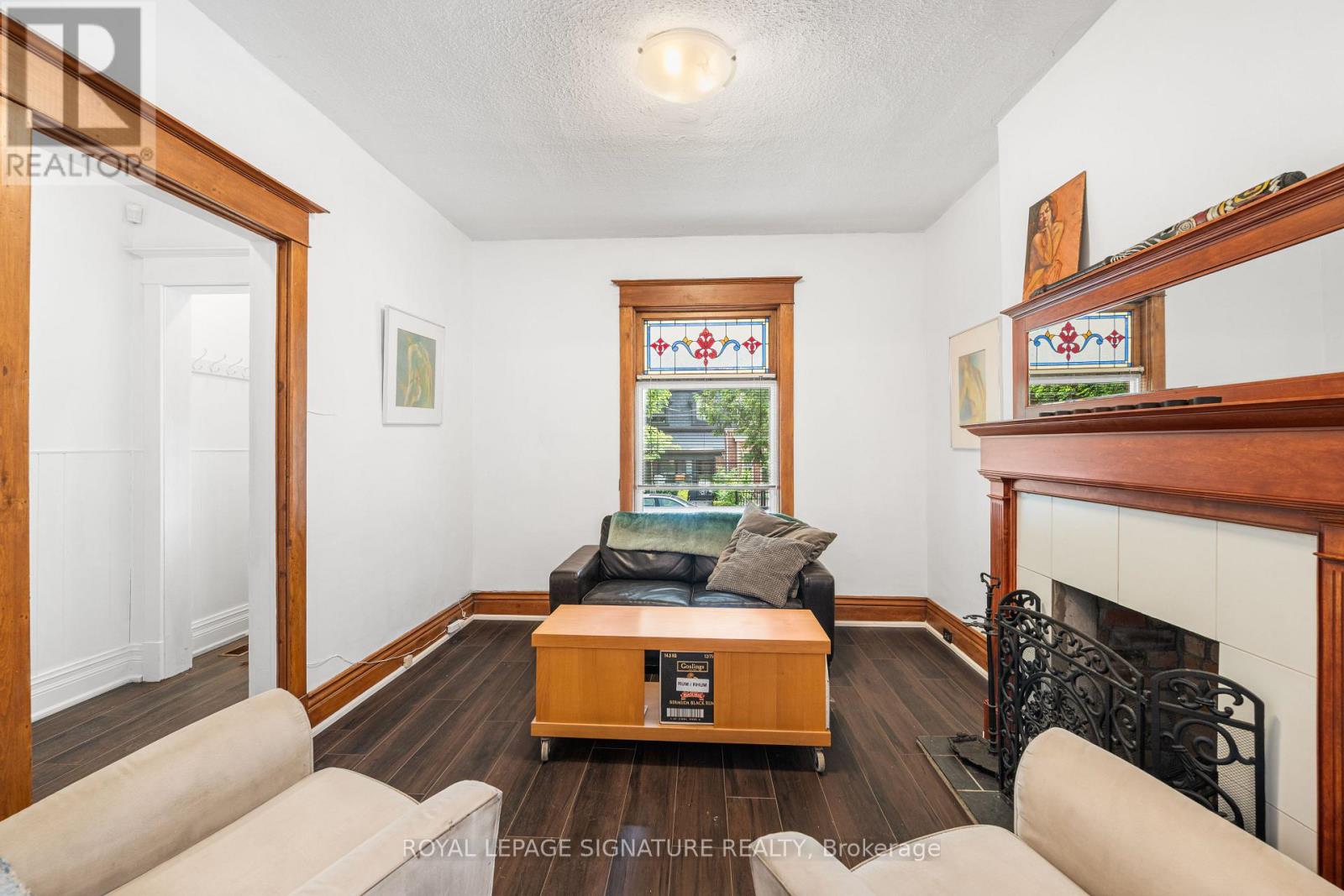 72 Gwynne Avenue, Toronto, Ontario  M6K 2C4 - Photo 6 - W13532250