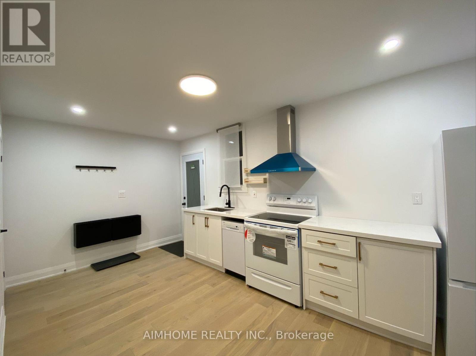 2 - 98 Hope Avenue, Hamilton, Ontario  L8H 2E6 - Photo 4 - X13531902