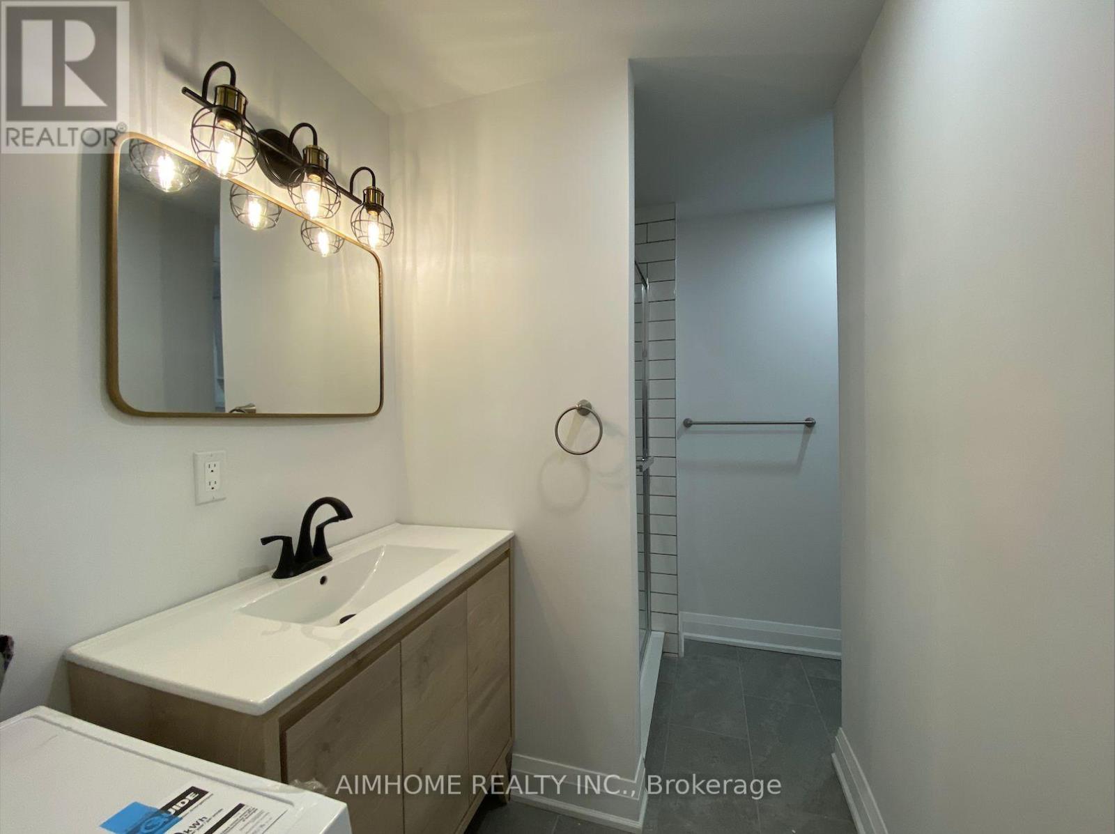 2 - 98 Hope Avenue, Hamilton, Ontario  L8H 2E6 - Photo 7 - X13531902