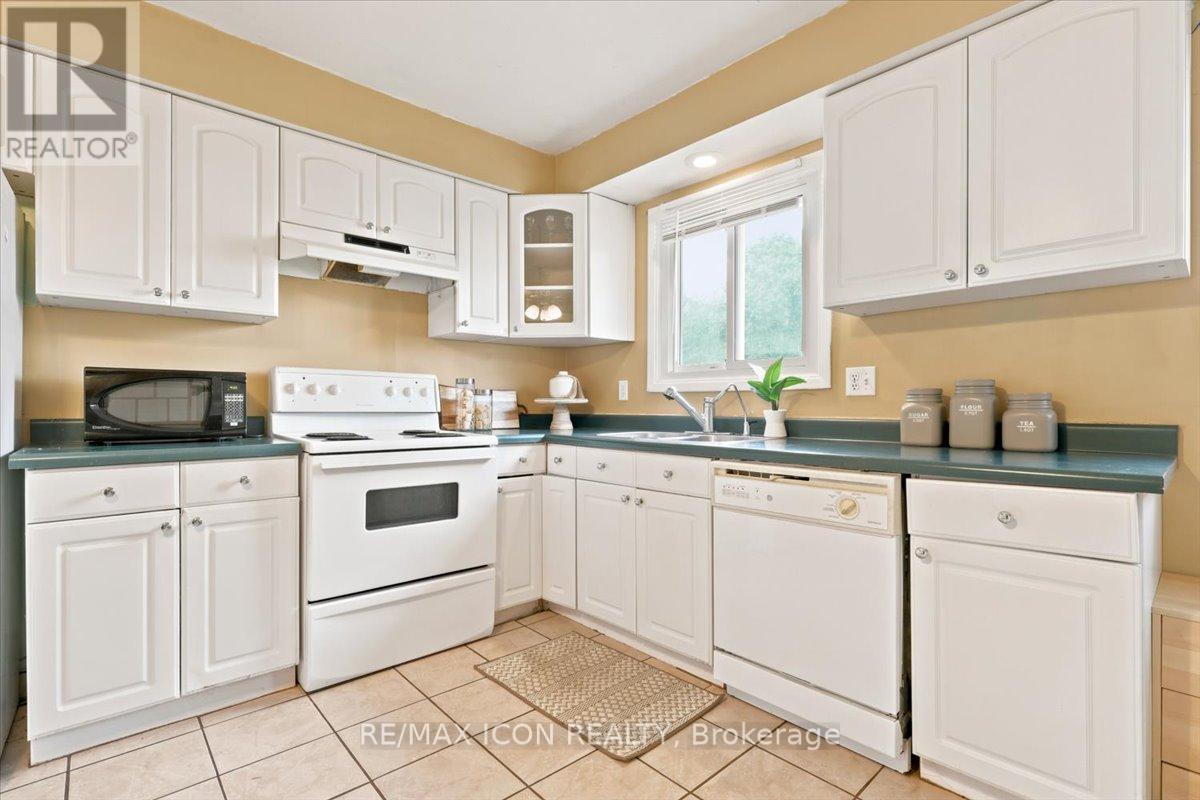 6 Tamarack Court, Cambridge, Ontario  N3C 3A8 - Photo 13 - X13532148