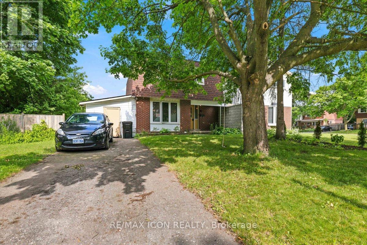 6 Tamarack Court, Cambridge, Ontario  N3C 3A8 - Photo 2 - X13532148