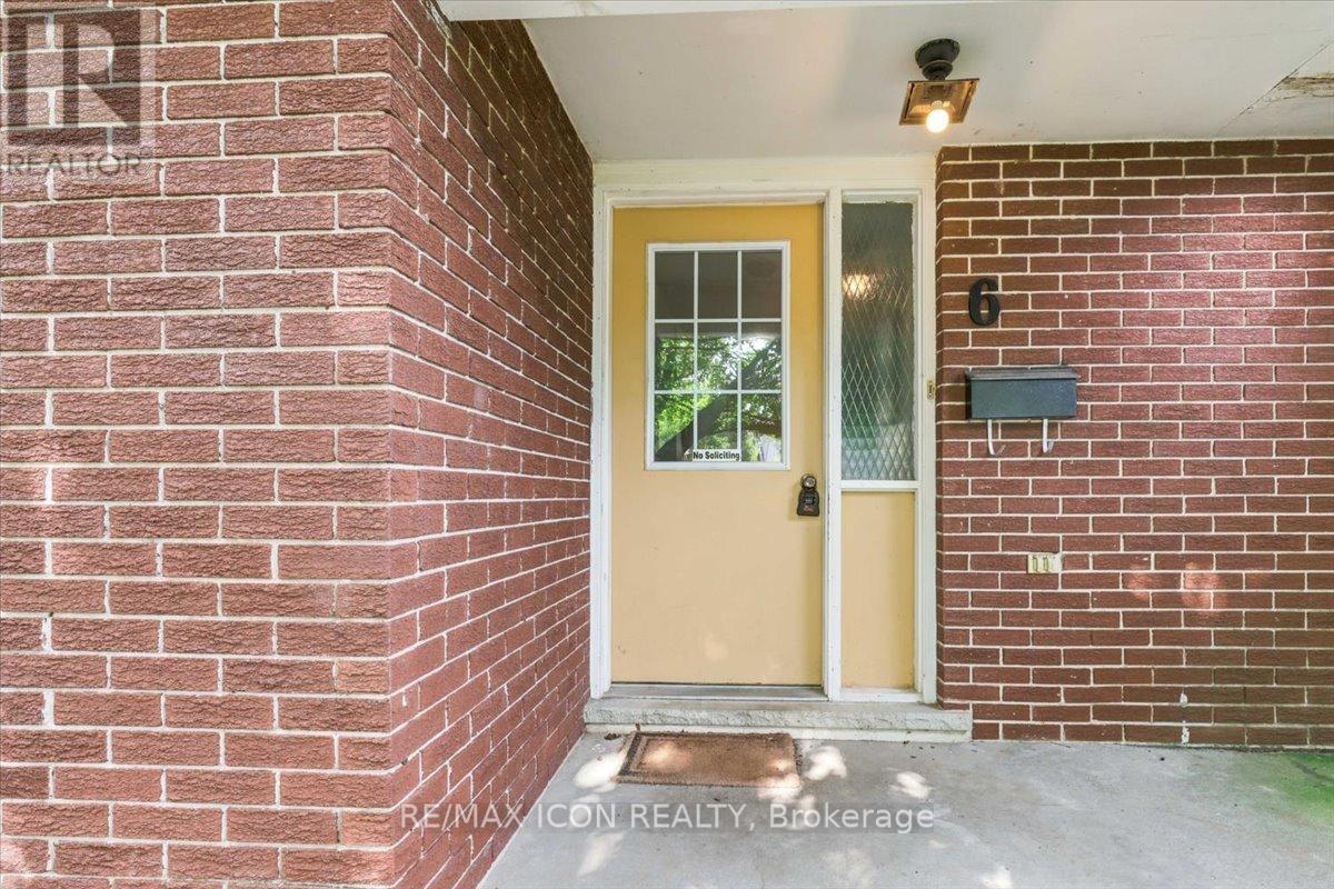 6 Tamarack Court, Cambridge, Ontario  N3C 3A8 - Photo 5 - X13532148