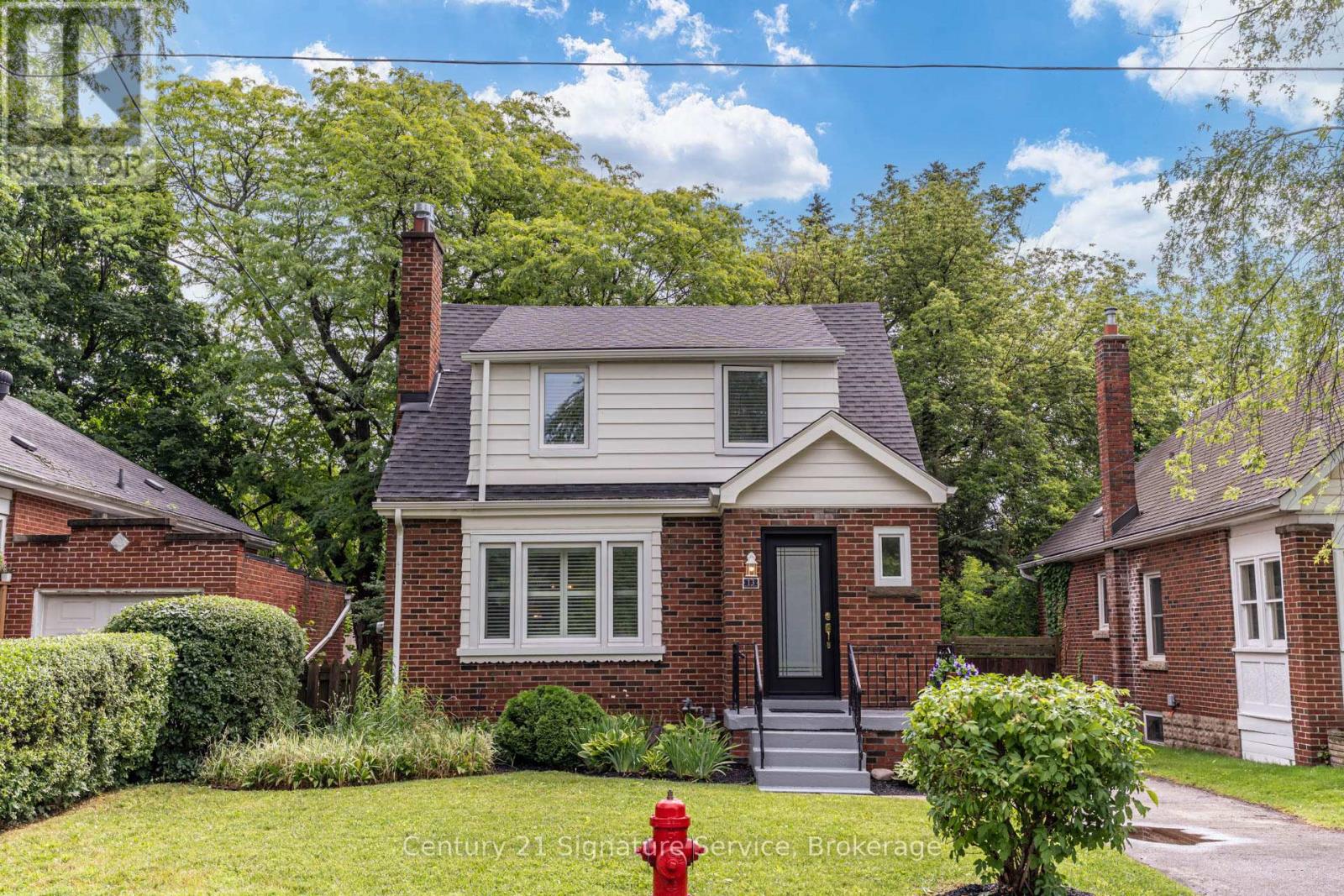 13 ALLAN AVENUE, Hamilton, Ontario