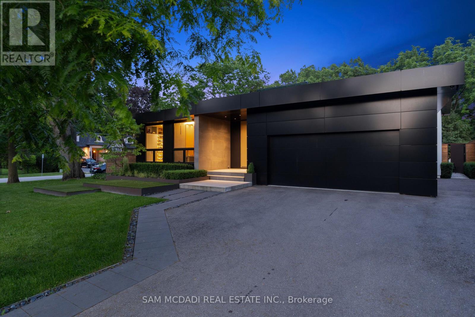 1516 DUNCAN ROAD, Oakville, Ontario