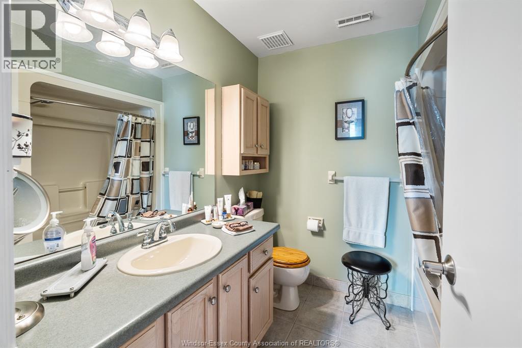 345 Robson Road Unit# 10, Leamington, Ontario N8H 5G6 - Photo 17 - 26016255