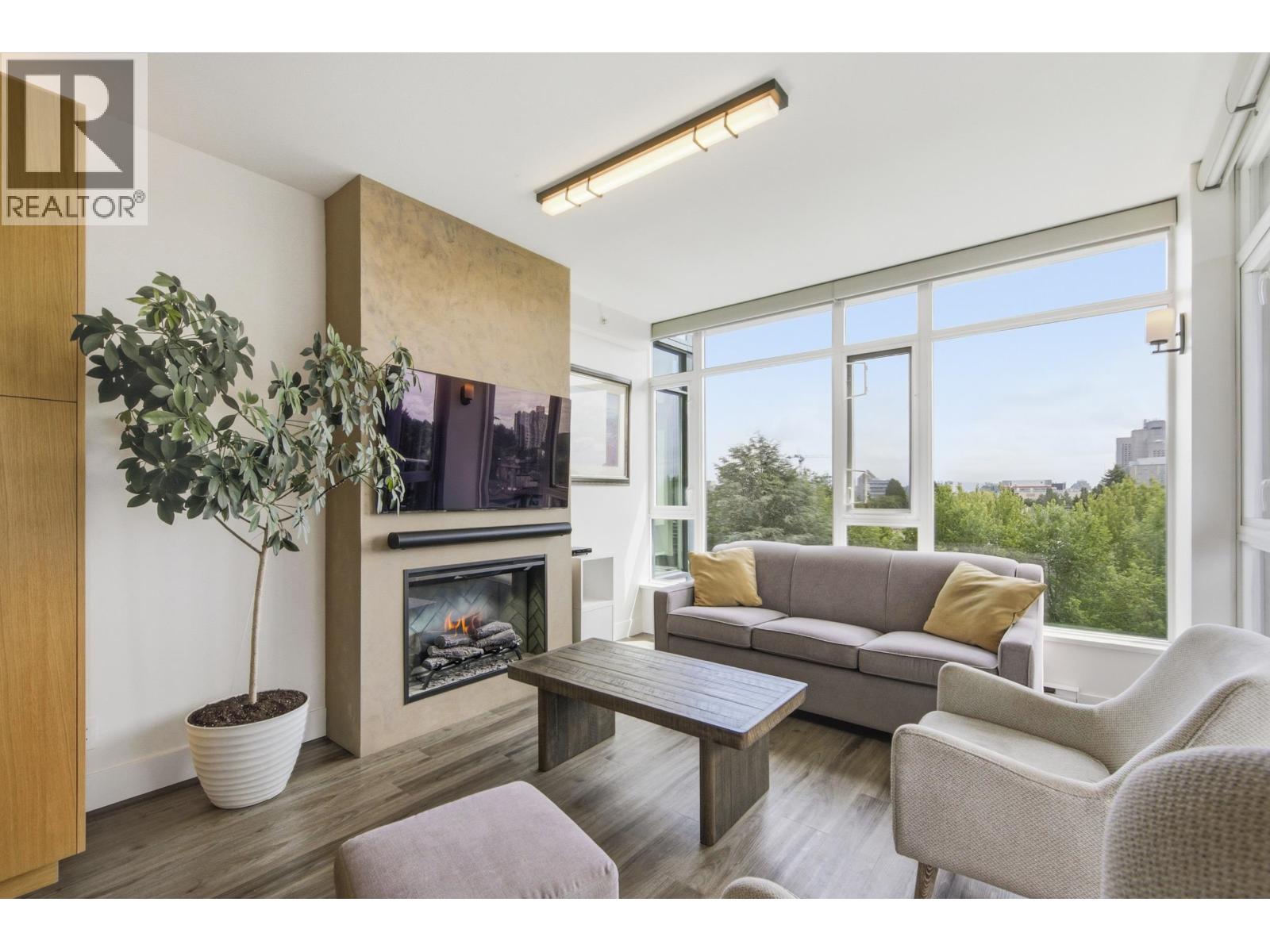 907 1333 W 11TH AVENUE, Vancouver, British Columbia