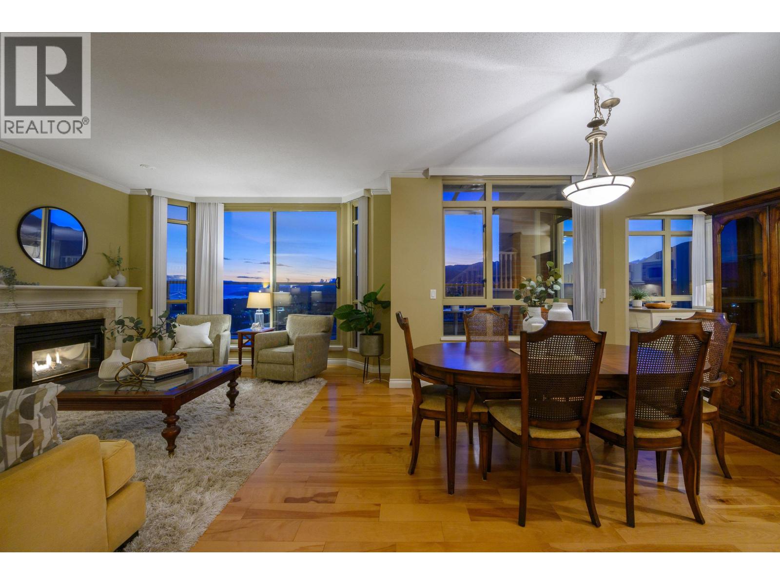 1505 160 W KEITH ROAD, North Vancouver, British Columbia