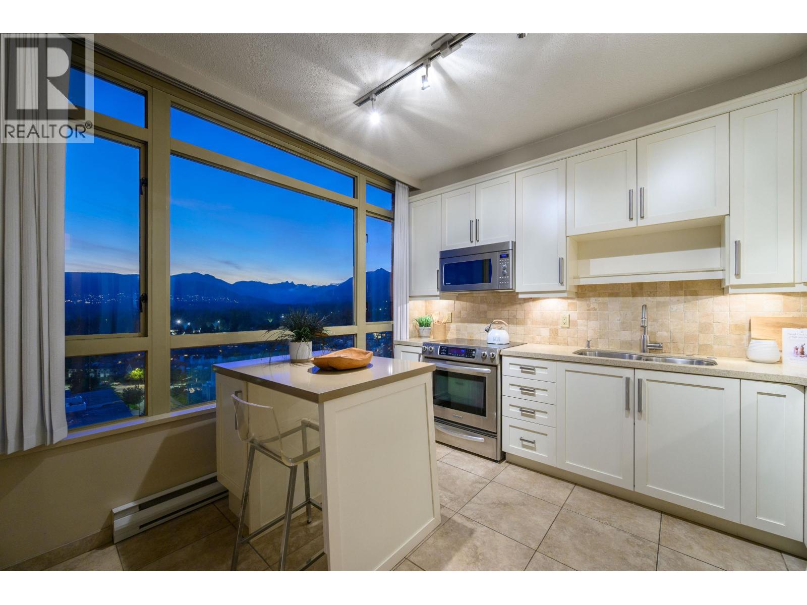 1505 160 W Keith Road, North Vancouver, British Columbia  V7M 3M2 - Photo 5 - R3143407