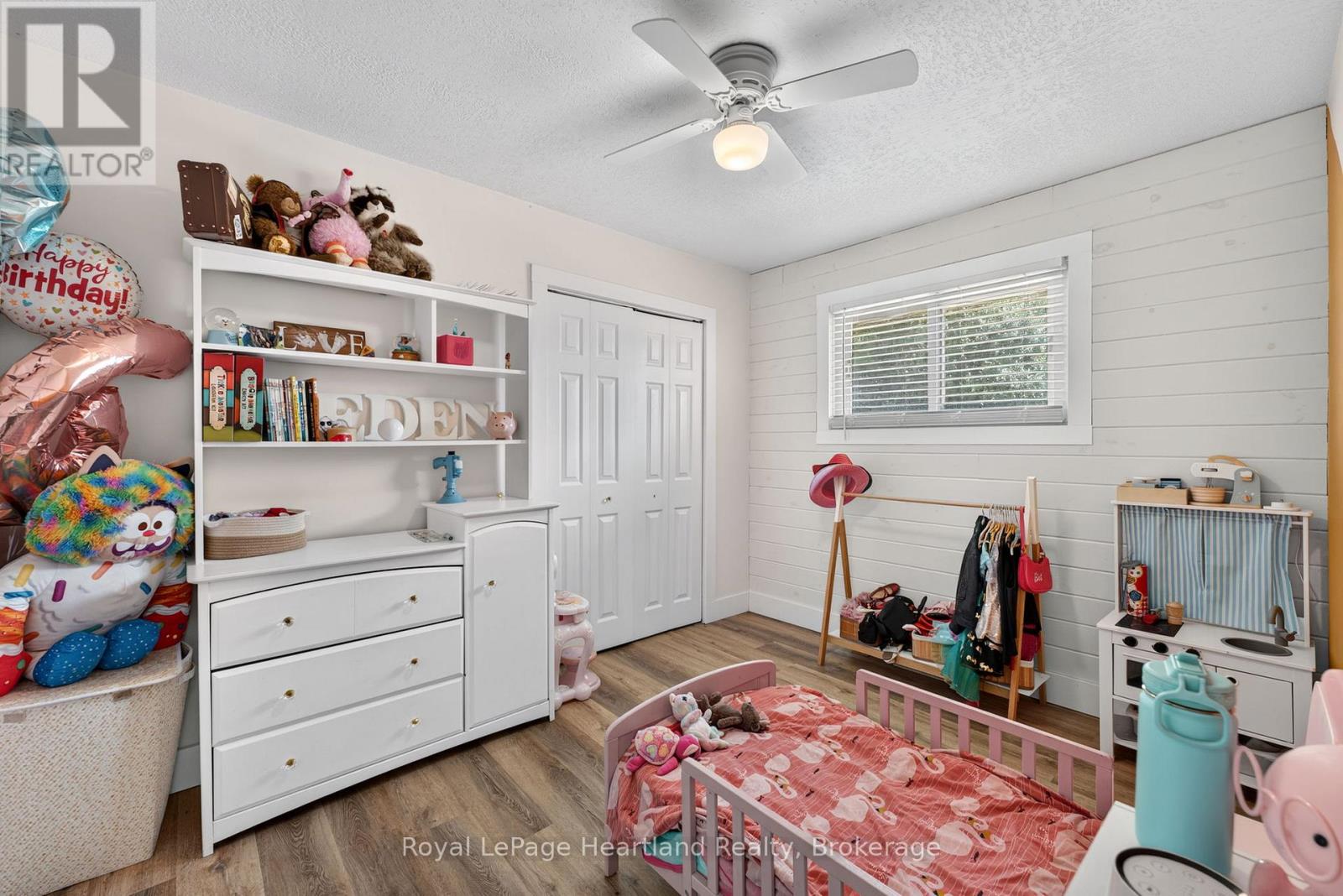 240 Elm Avenue N, North Perth, Ontario  N4W 3E8 - Photo 15 - X13532412
