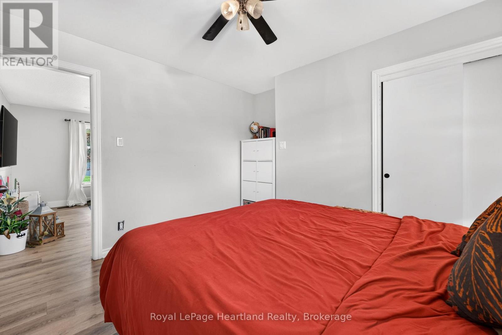 240 Elm Avenue N, North Perth, Ontario  N4W 3E8 - Photo 18 - X13532412