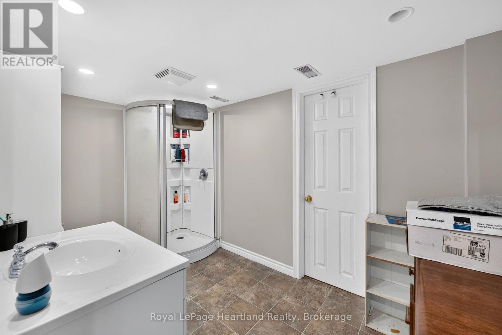 240 Elm Avenue N, North Perth, Ontario  N4W 3E8 - Photo 22 - X13532412