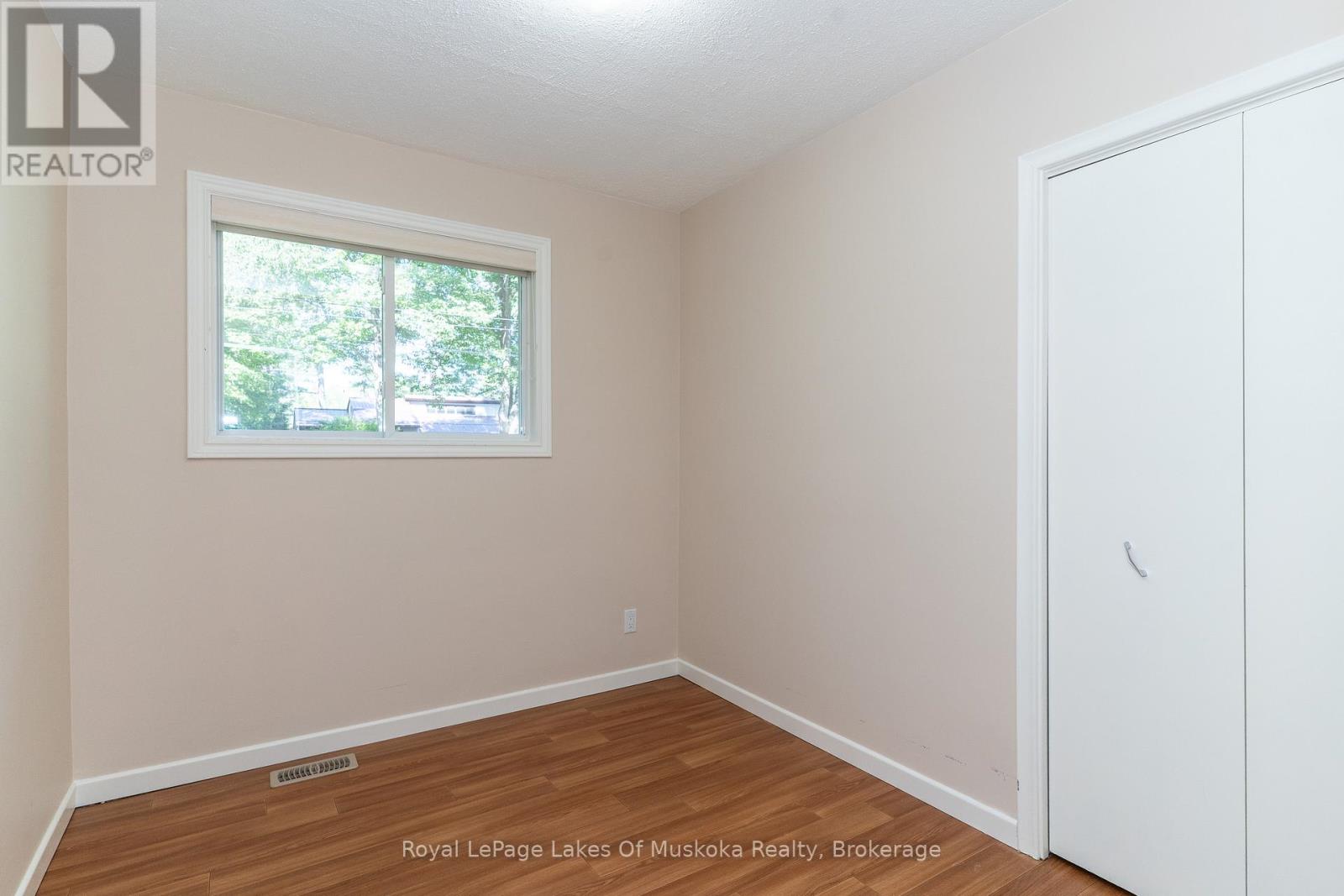 130 Robinson Avenue, Gravenhurst, Ontario  P1P 1R5 - Photo 19 - X13532484