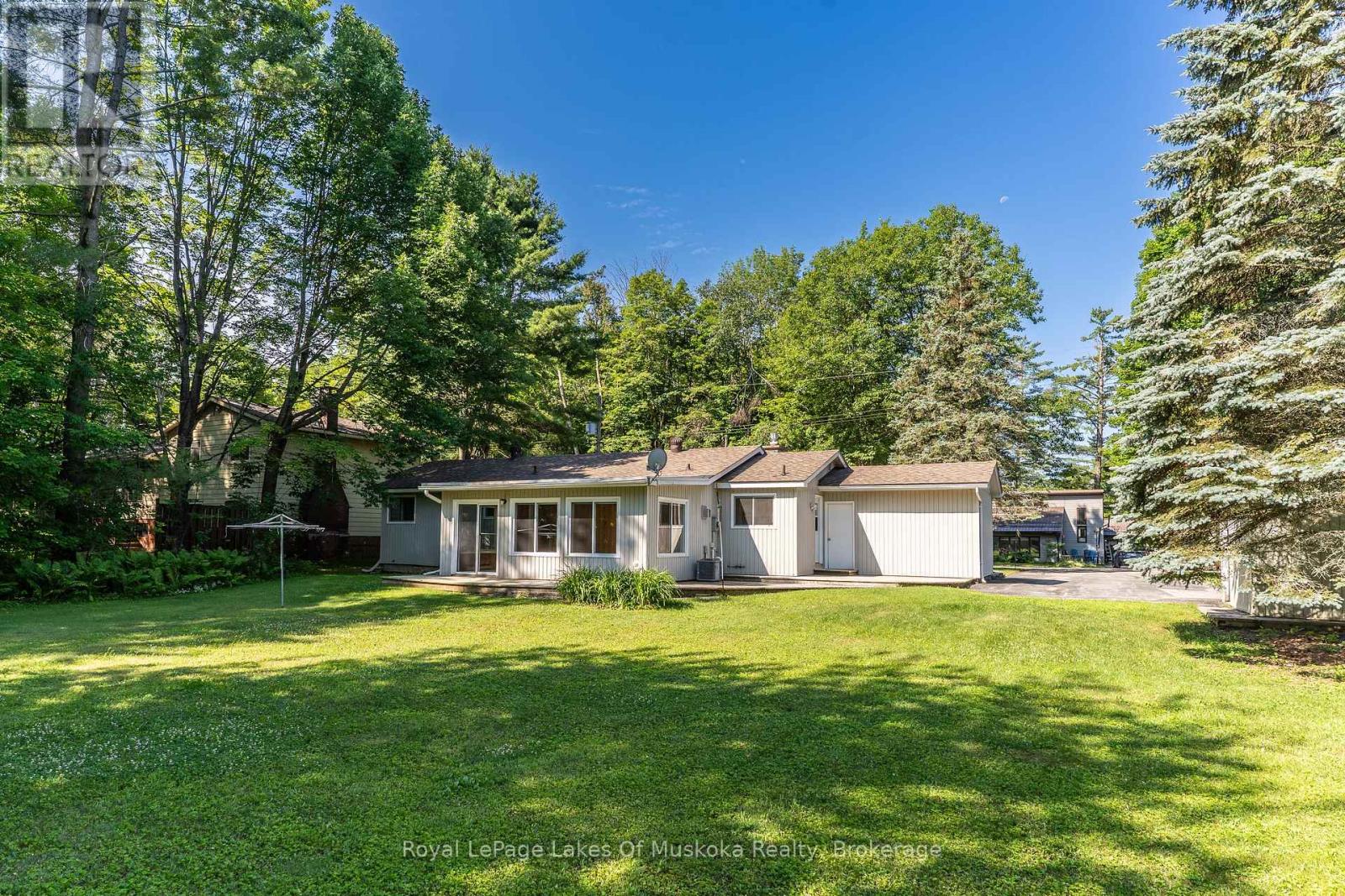 130 Robinson Avenue, Gravenhurst, Ontario  P1P 1R5 - Photo 2 - X13532484