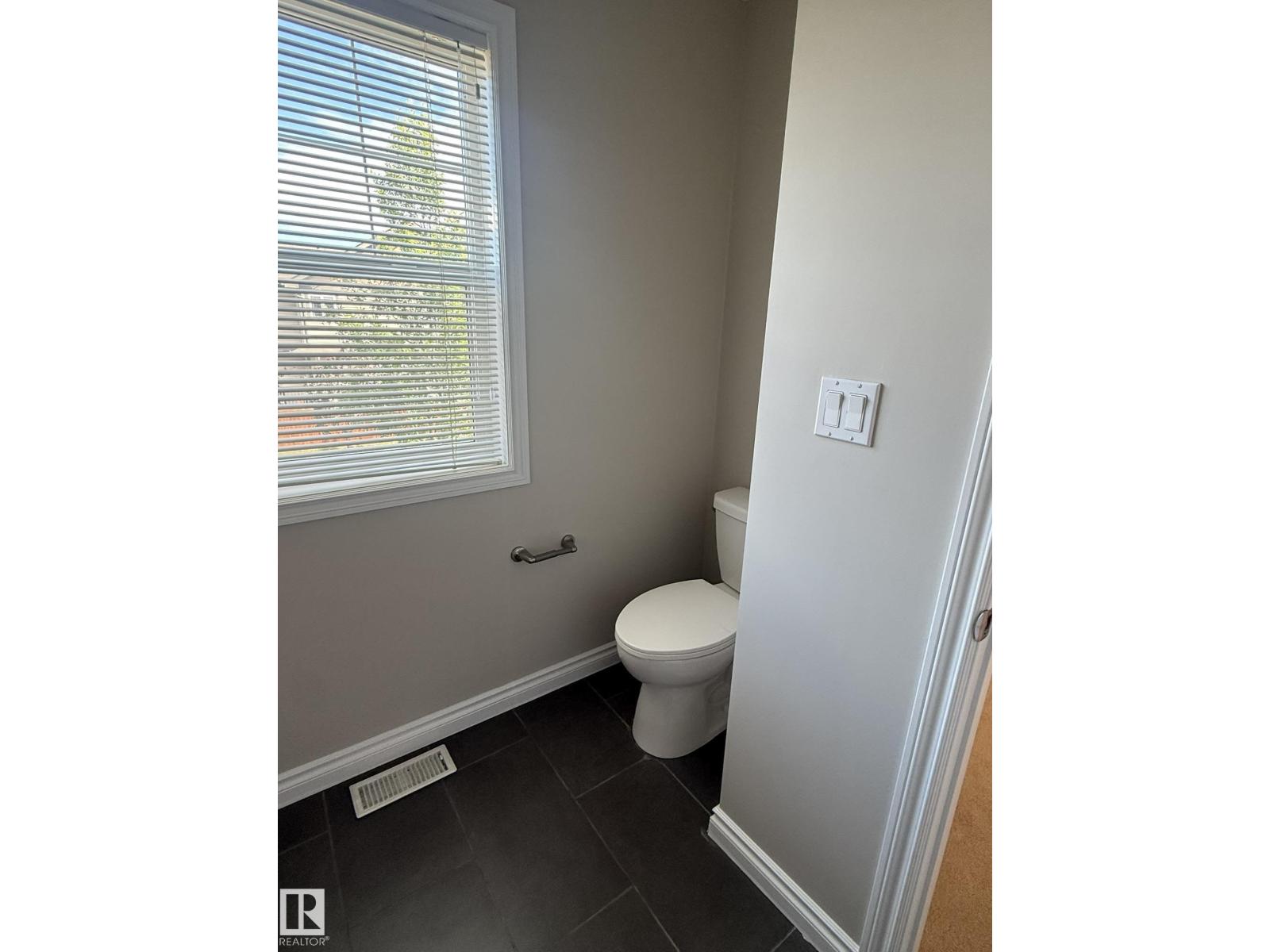 8305 Ellis Cr NW NW, Edmonton, Alberta  T6M 2N5 - Photo 8 - E4497426