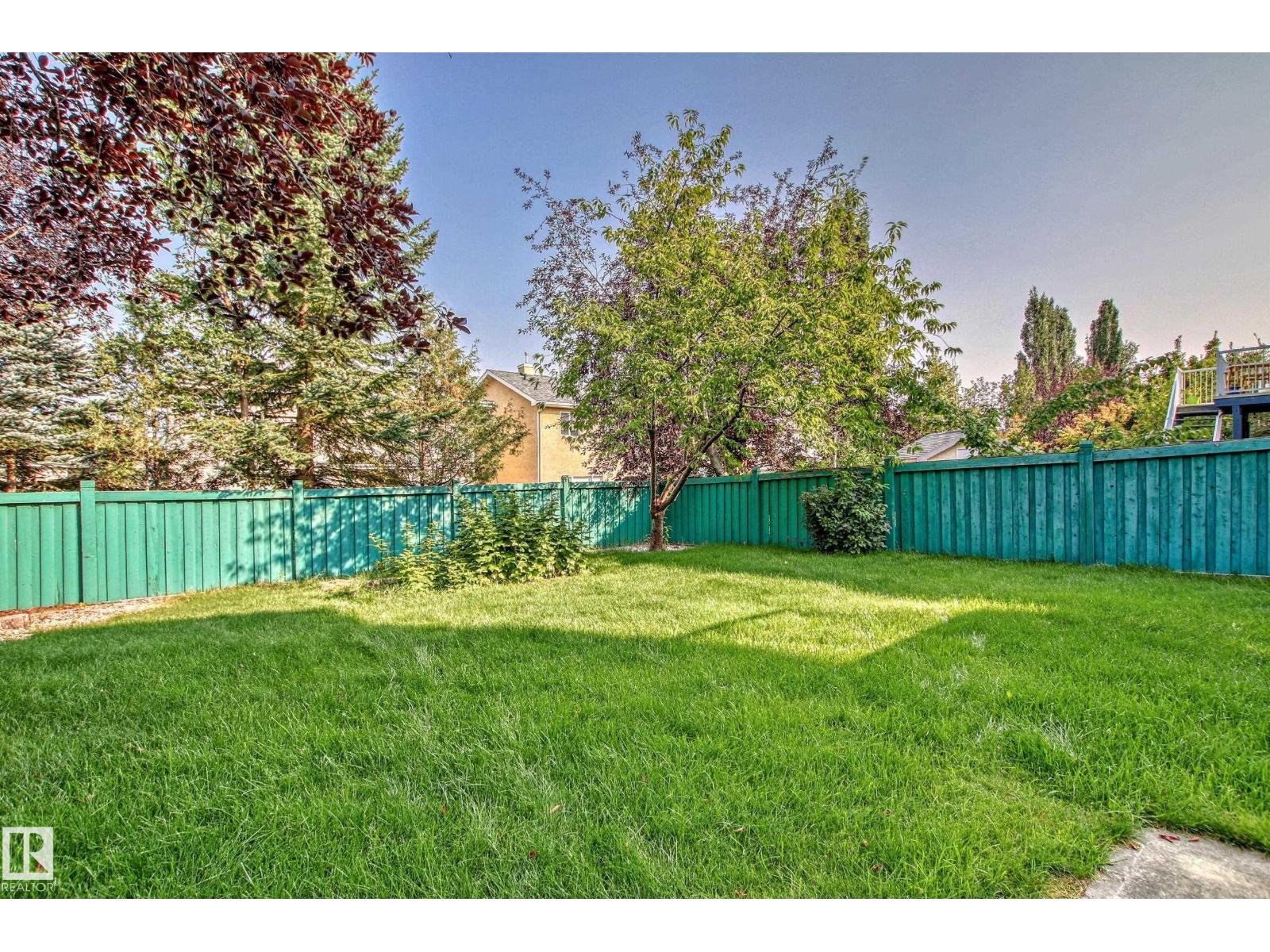 347 Hunters Ru NW, Edmonton, Alberta  T6R 2N9 - Photo 13 - E4497428