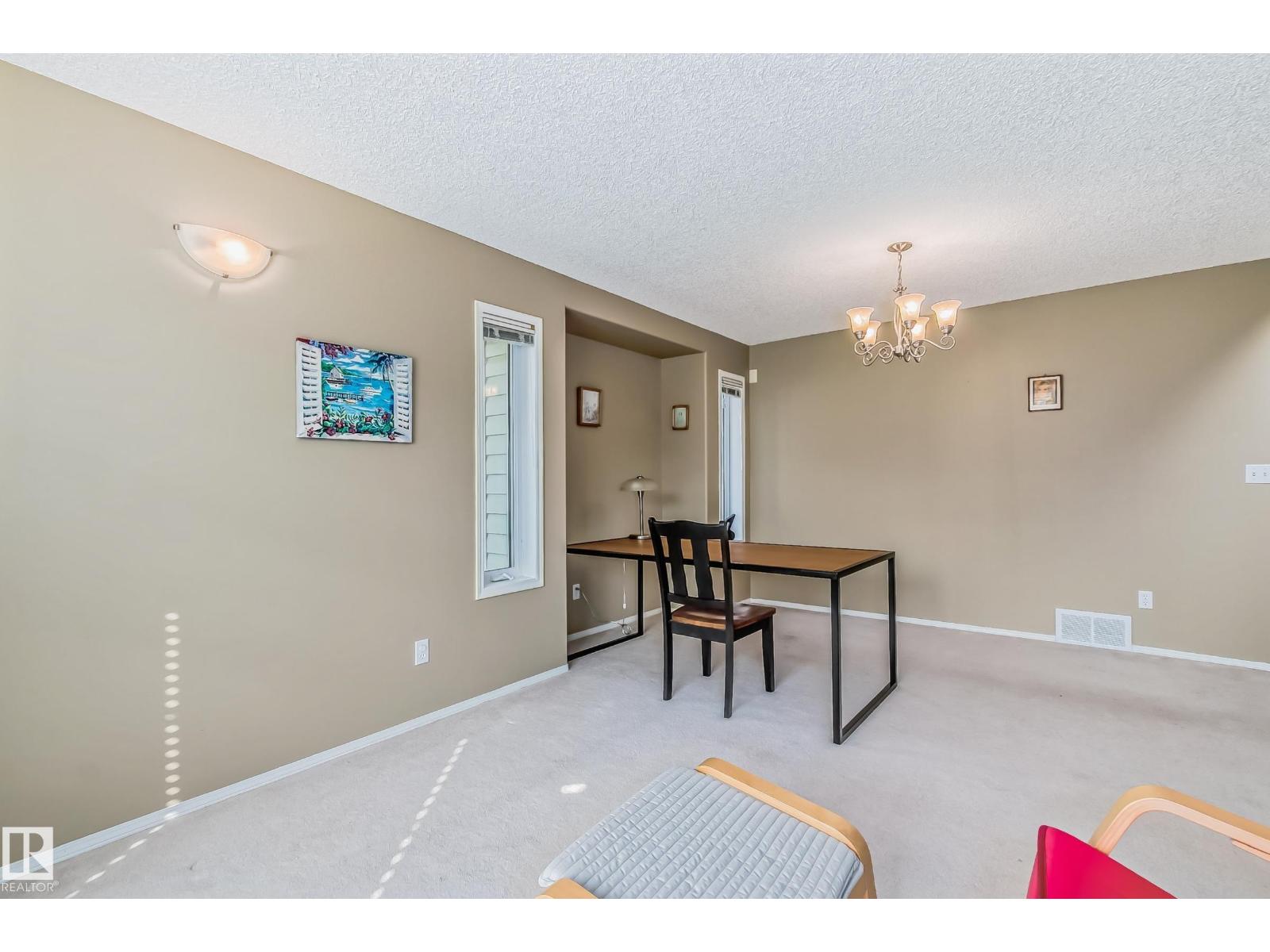347 Hunters Ru NW, Edmonton, Alberta  T6R 2N9 - Photo 16 - E4497428