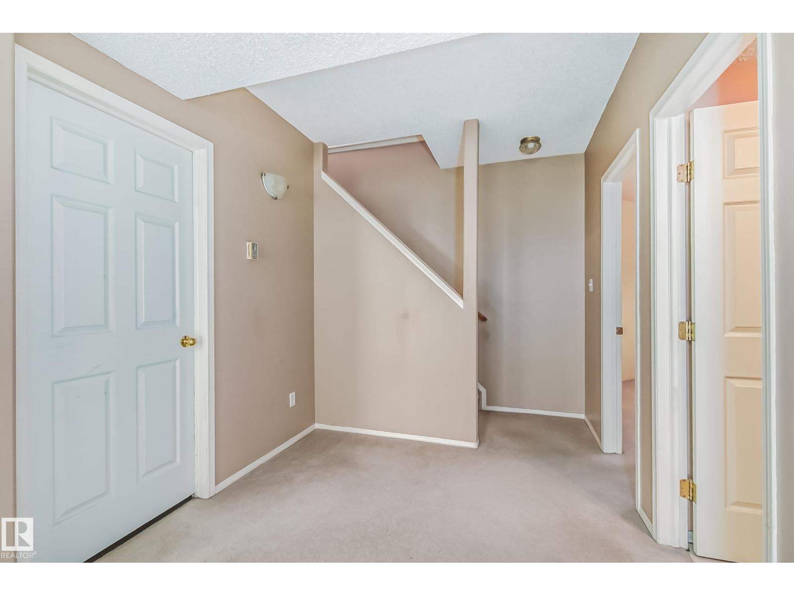 347 Hunters Ru NW, Edmonton, Alberta  T6R 2N9 - Photo 30 - E4497428