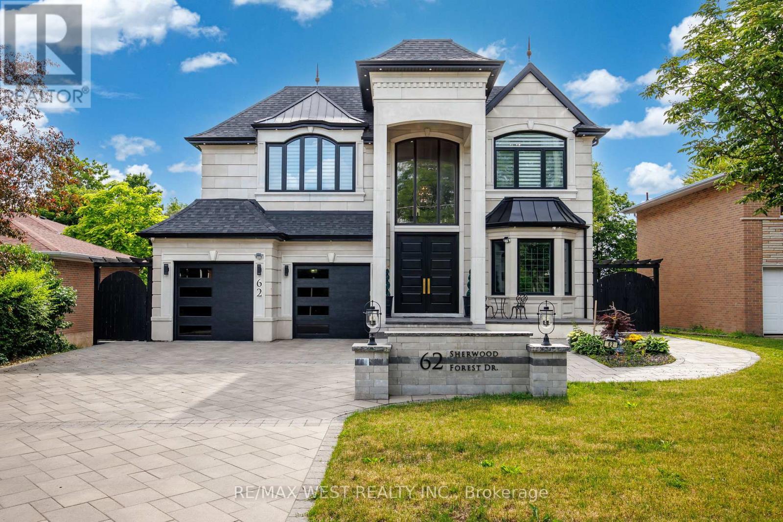 62 SHERWOOD FOREST DRIVE, Markham (Bullock)