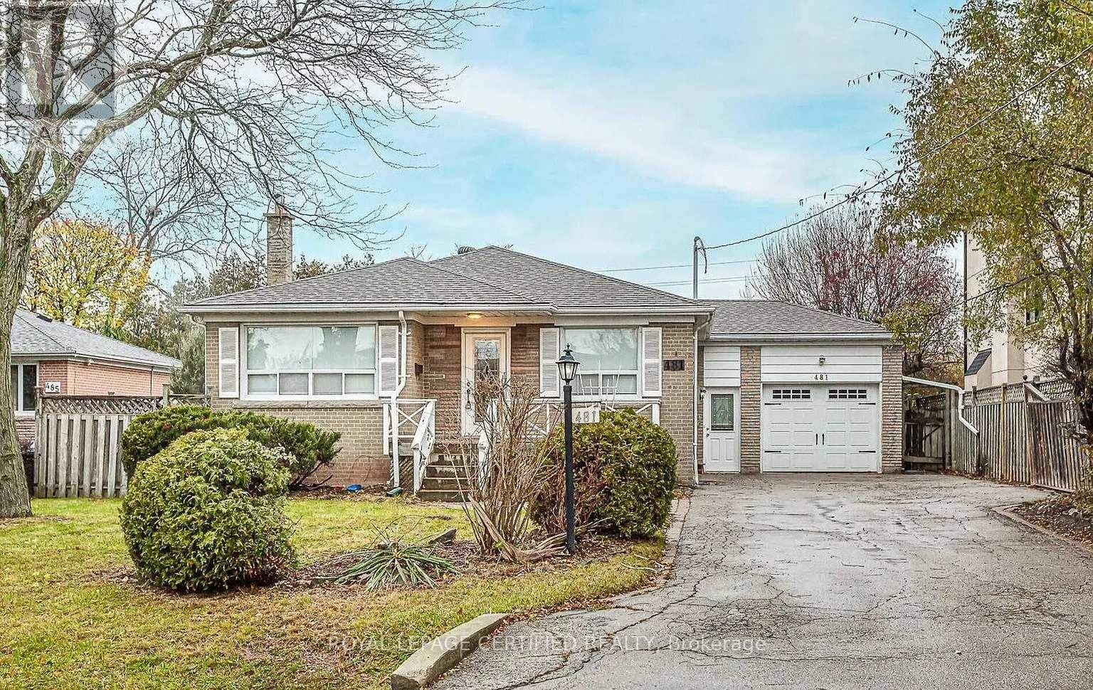 481 Sandmere Place, Oakville, Ontario  L6L 4G5 - Photo 1 - W13532384
