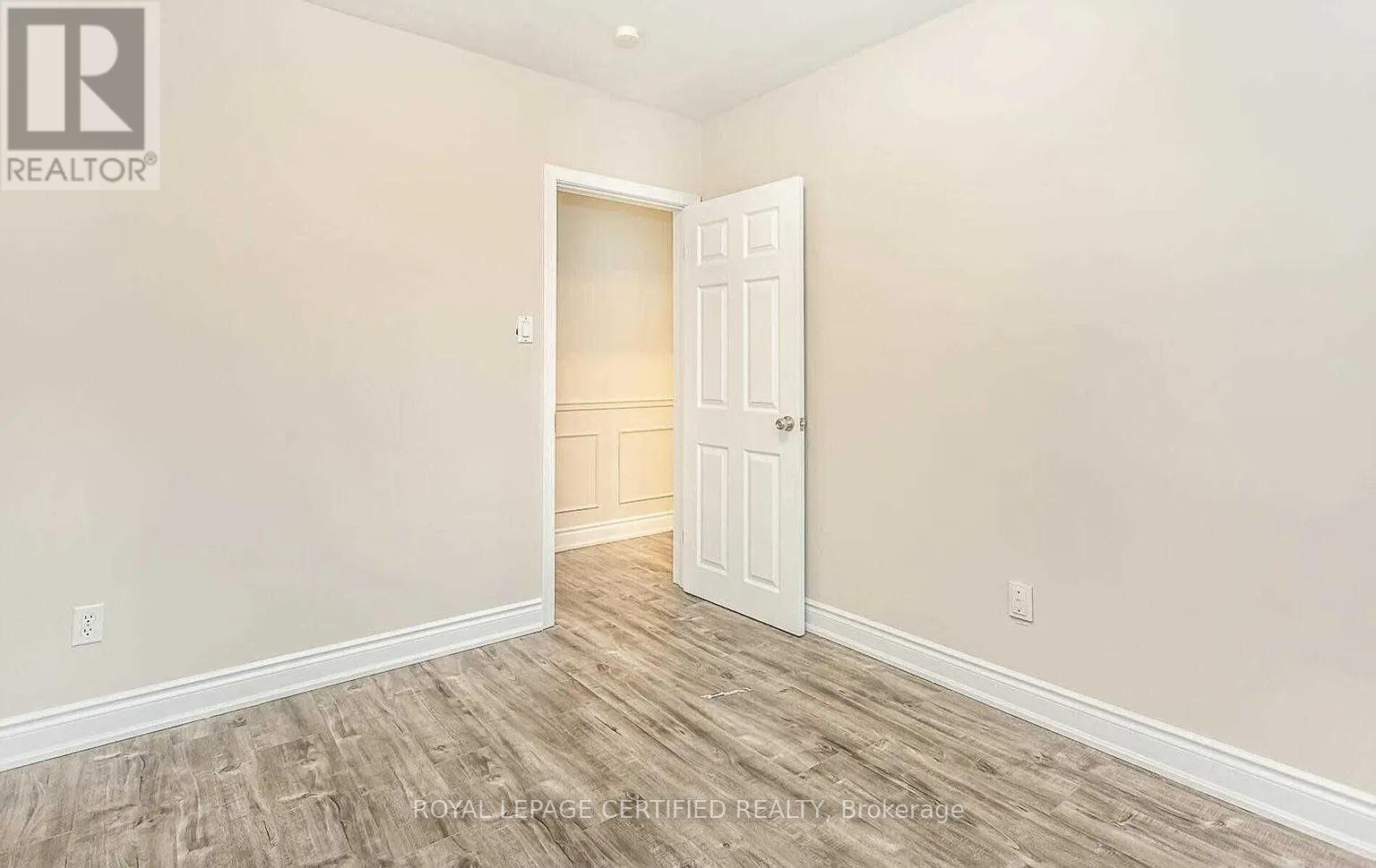 481 Sandmere Place, Oakville, Ontario  L6L 4G5 - Photo 12 - W13532384