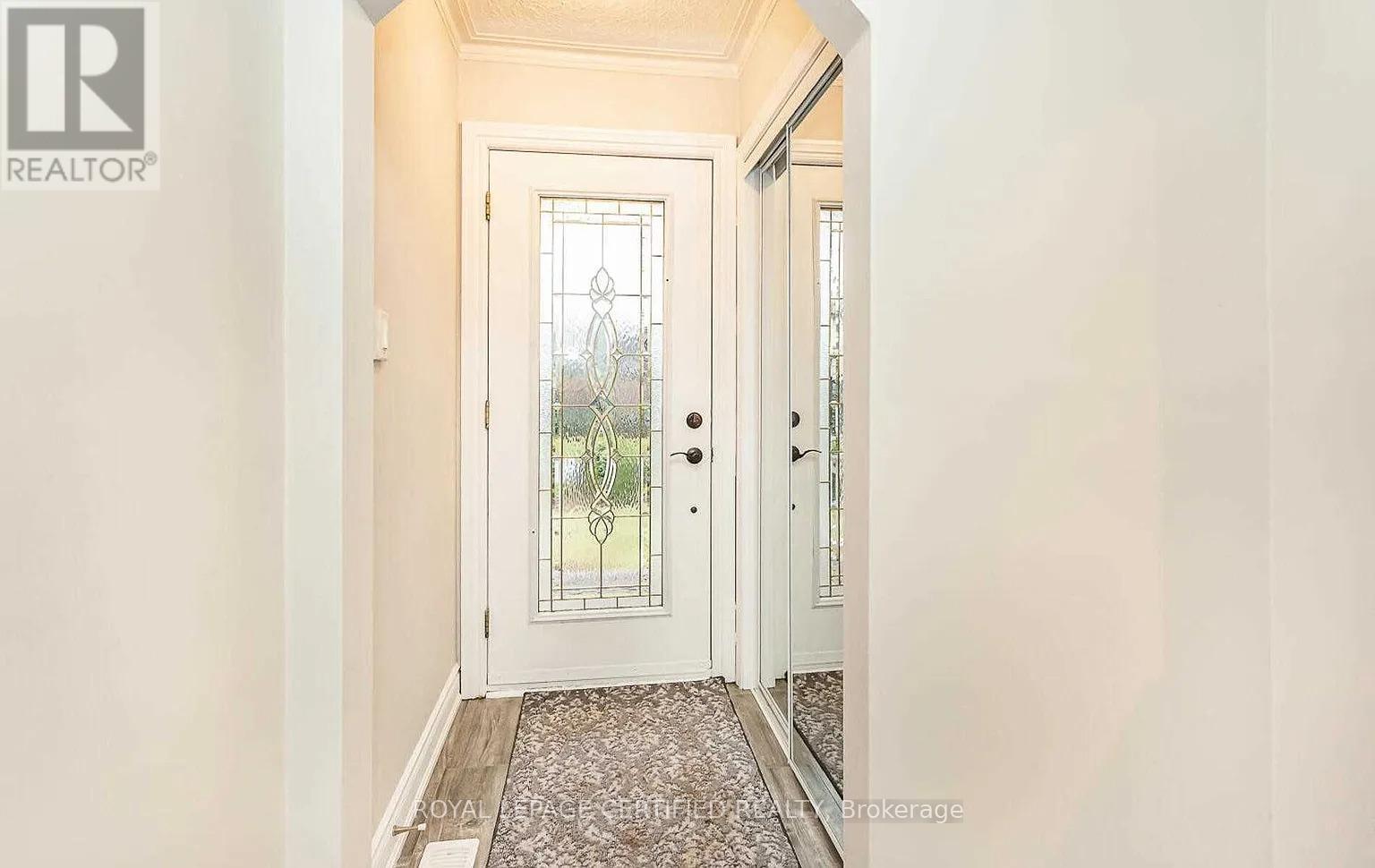 481 Sandmere Place, Oakville, Ontario  L6L 4G5 - Photo 2 - W13532384