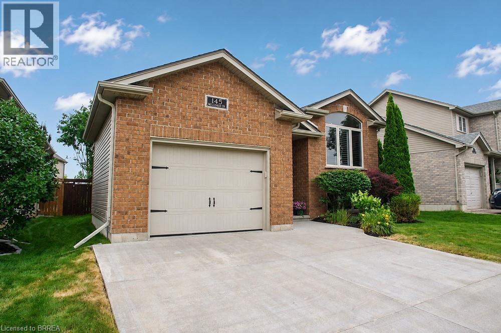 145 Mcguiness Drive, Brantford, Ontario  N3T 0B4 - Photo 3 - 40845892
