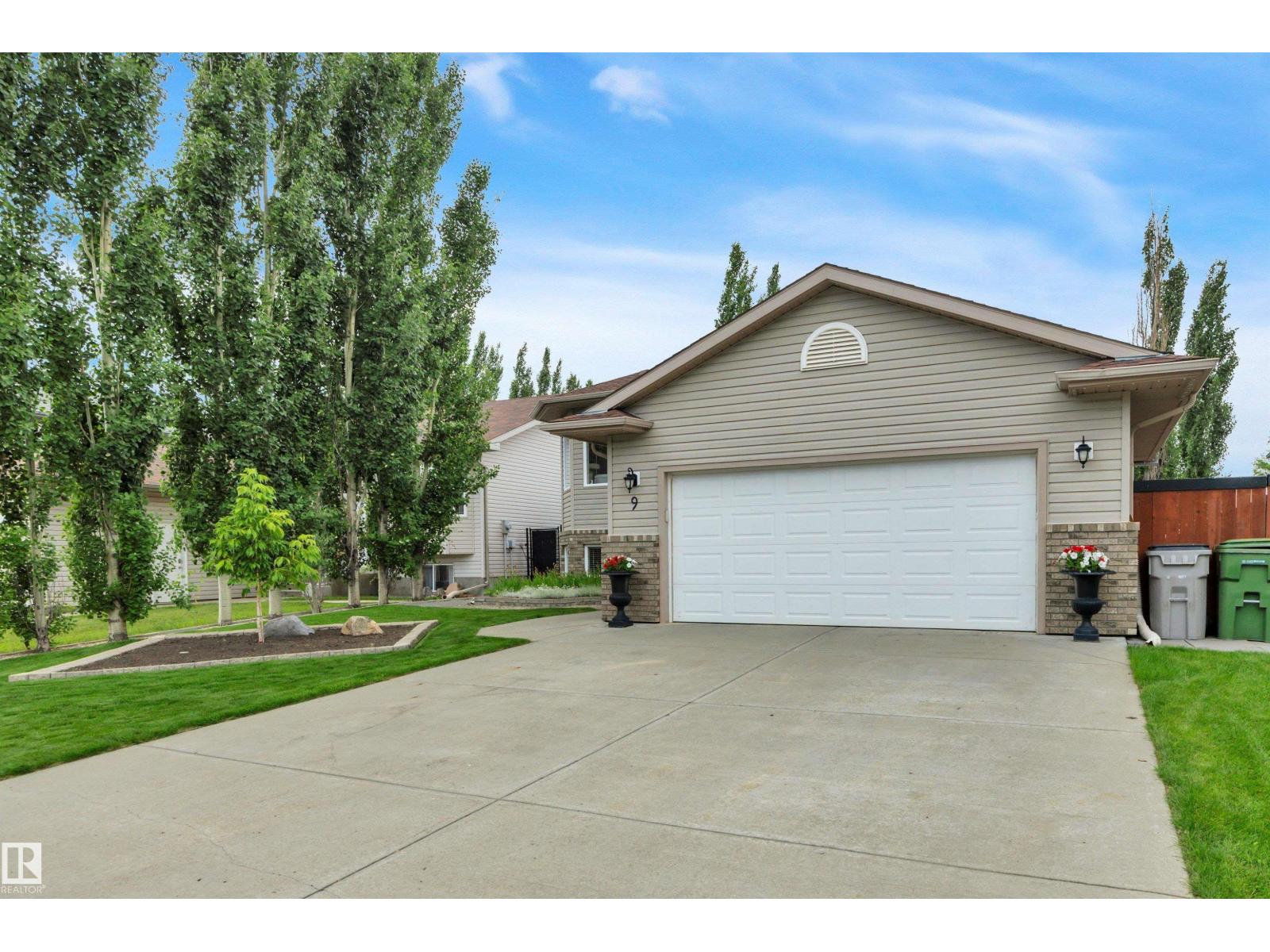 9 Westview Dr, Calmar, Alberta  T0C 0V0 - Photo 3 - E4497433