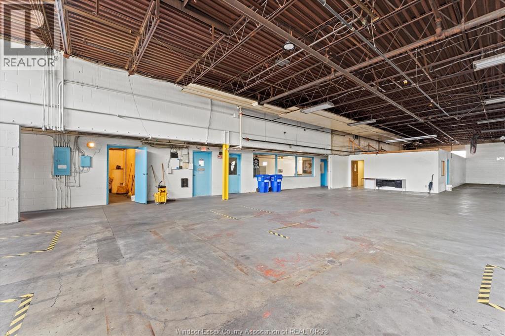 1701 Shepherd Street, Windsor, Ontario N8Y 1T4 - Photo 8 - 26016278