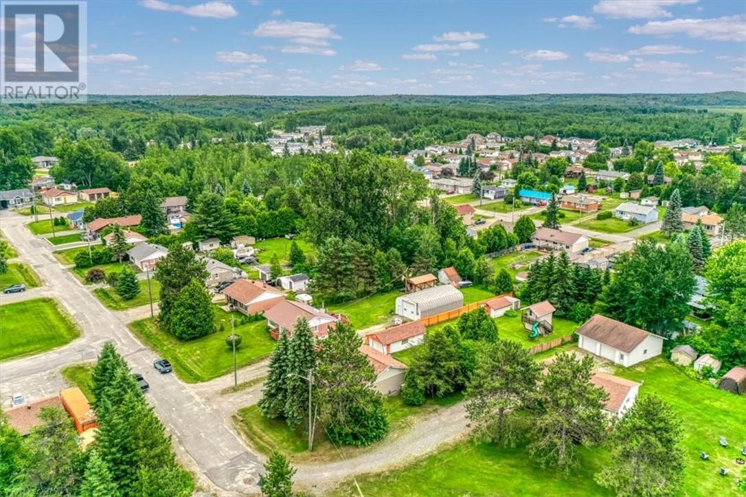 47 Shaw Street, Wahnapitae, Ontario  P0M 3C0 - Photo 37 - 2129033