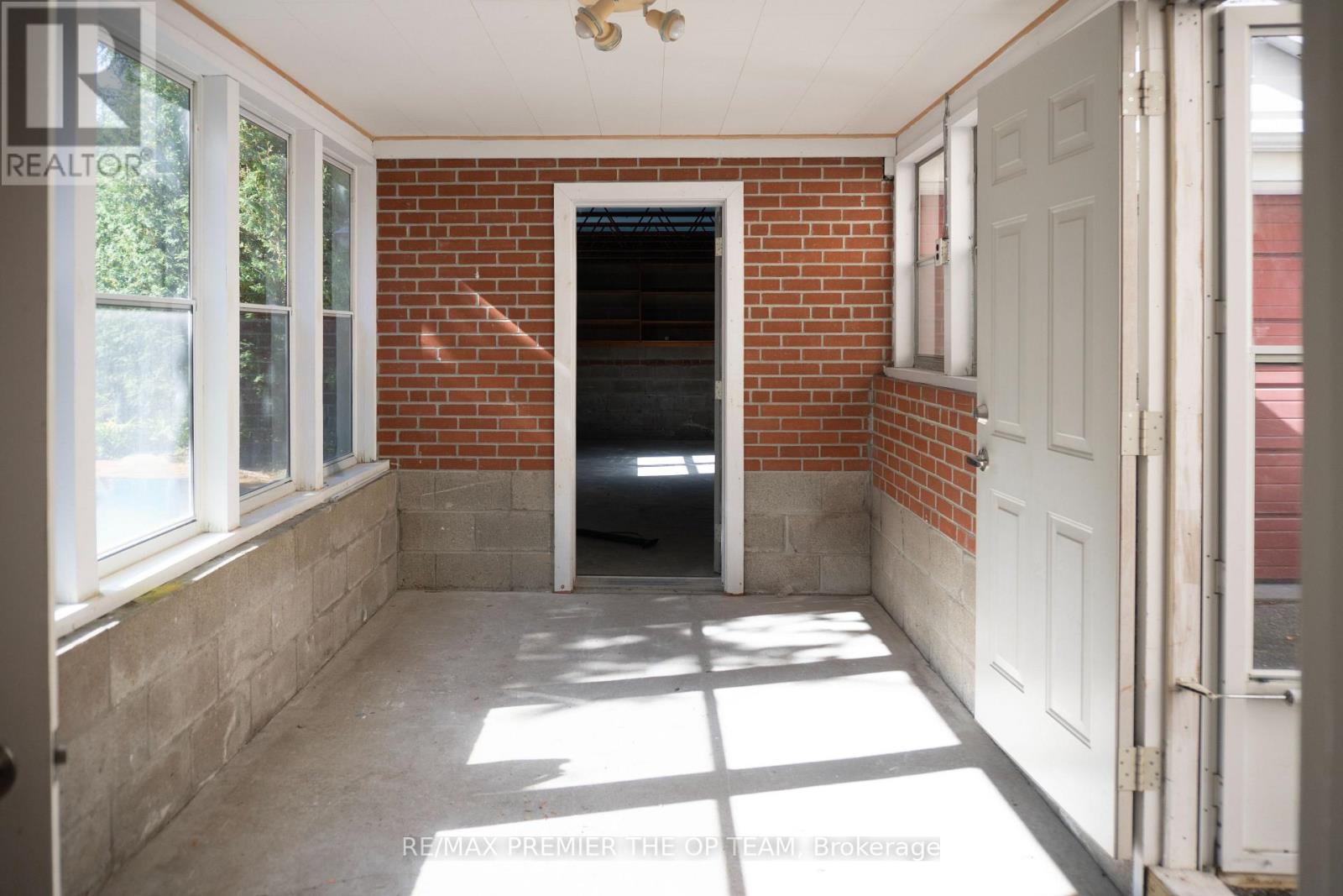 148 Martin Grove Road, Toronto, Ontario  M9B 4K9 - Photo 36 - W12951476