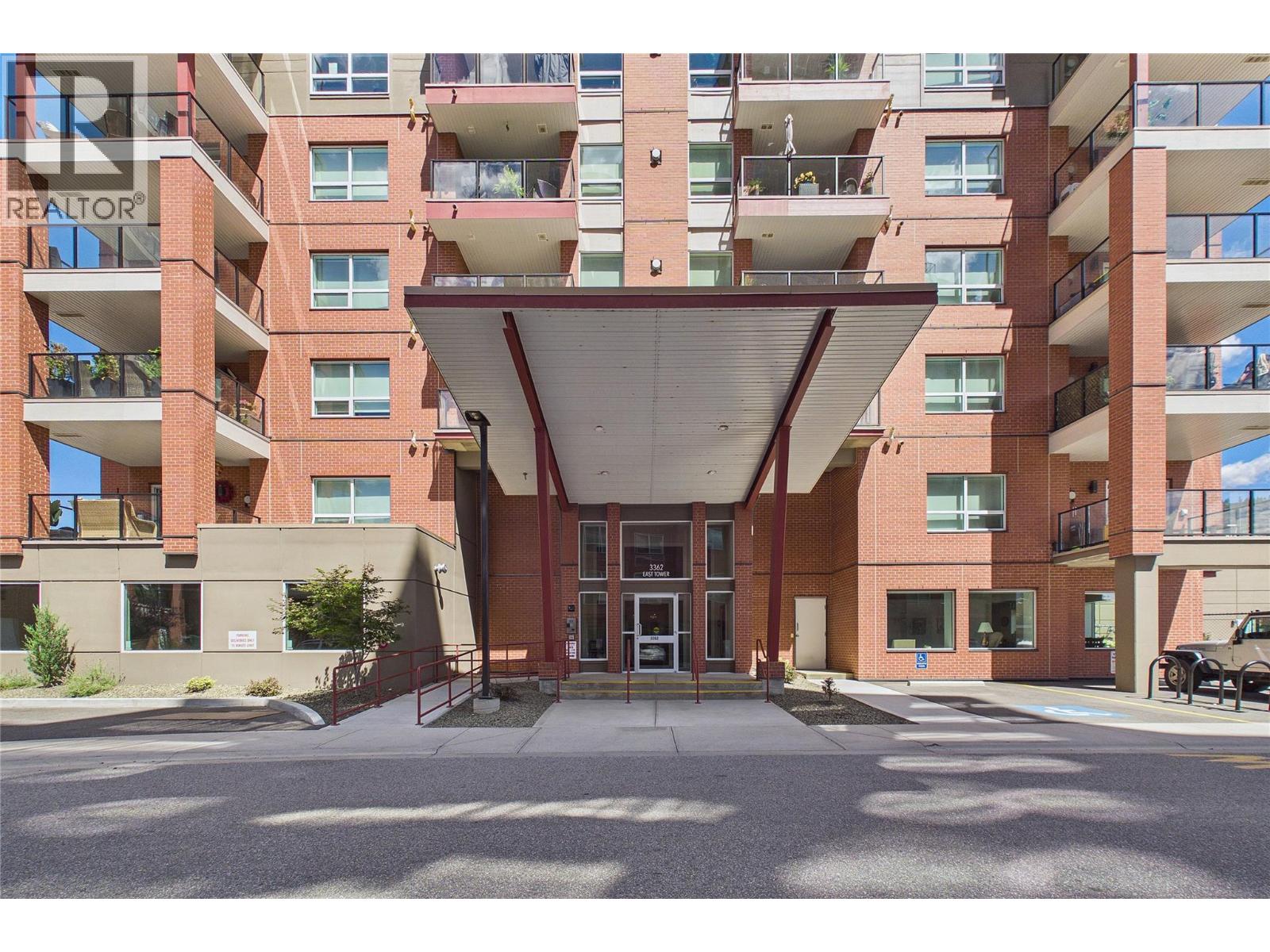 3362 SKAHA LAKE Road Unit# 701