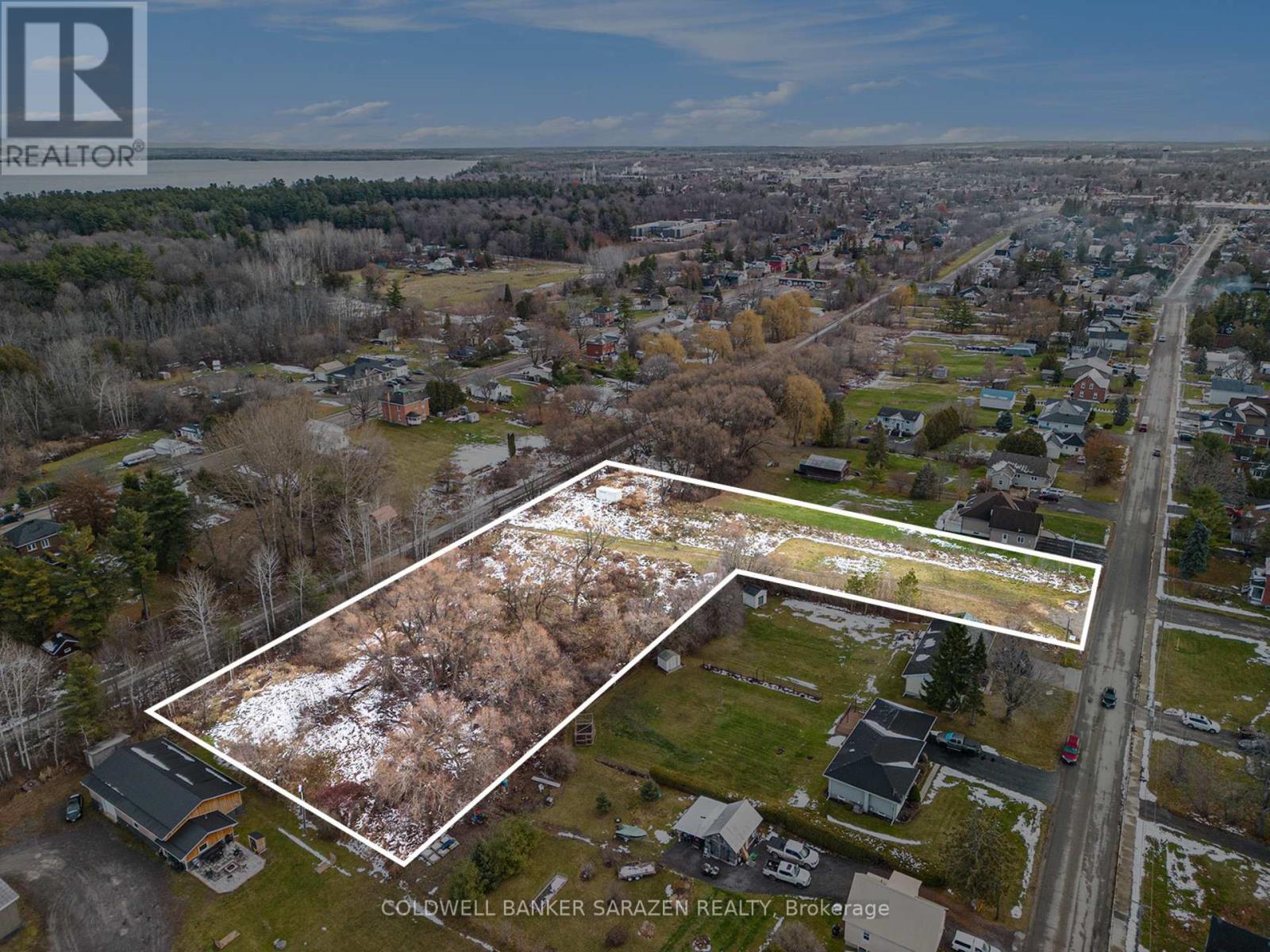 115 POOLE STREET, McNab/Braeside, Ontario