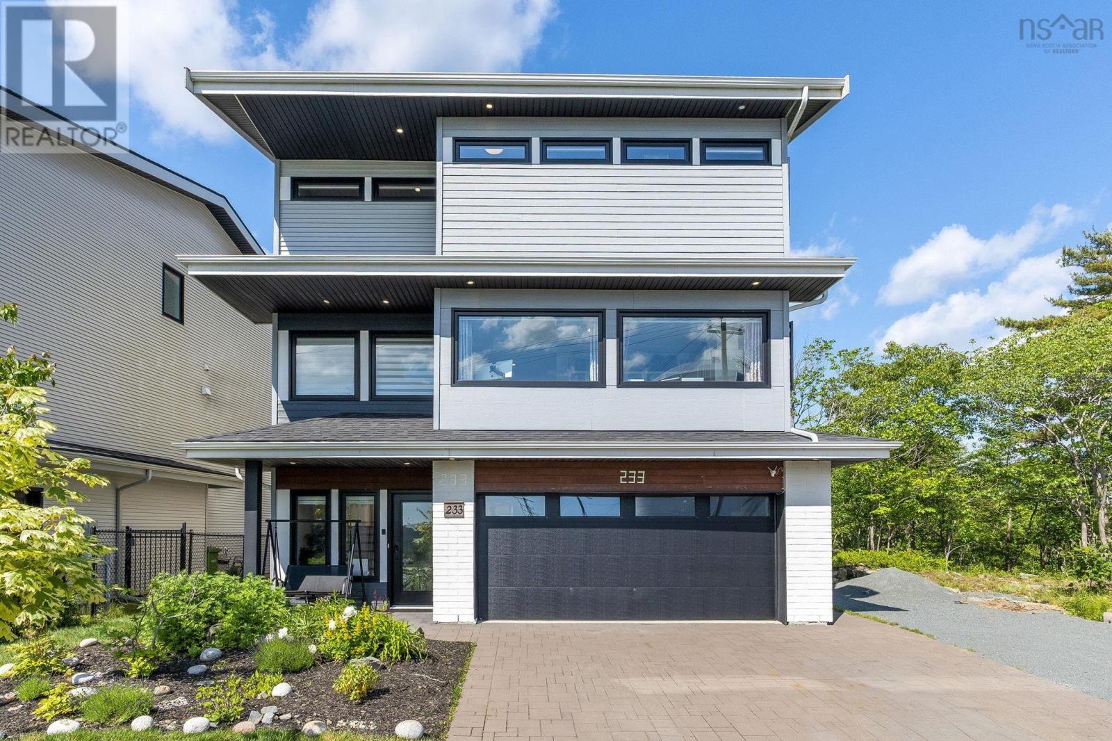 233 Transom Drive, Halifax