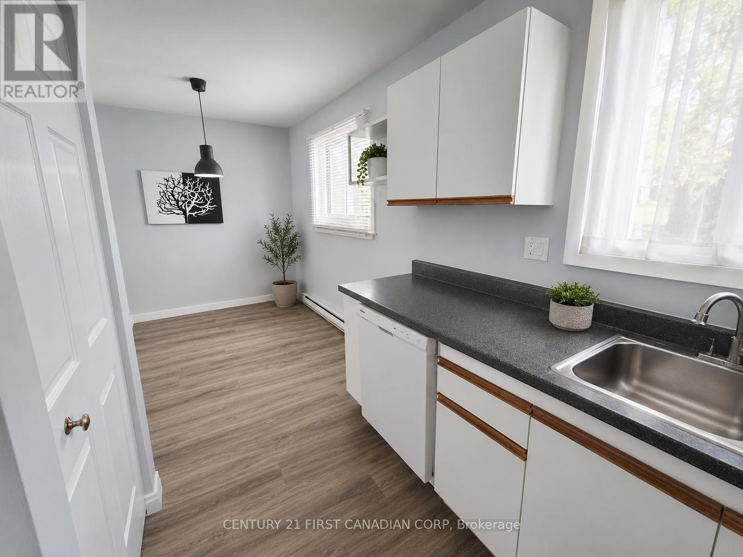 17 - 40 Fairfax Court, London North, Ontario  N6G 3Y3 - Photo 3 - X13532640