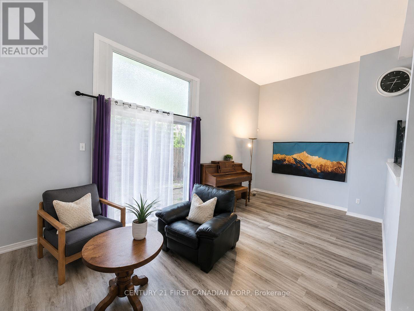 17 - 40 Fairfax Court, London North, Ontario  N6G 3Y3 - Photo 5 - X13532640