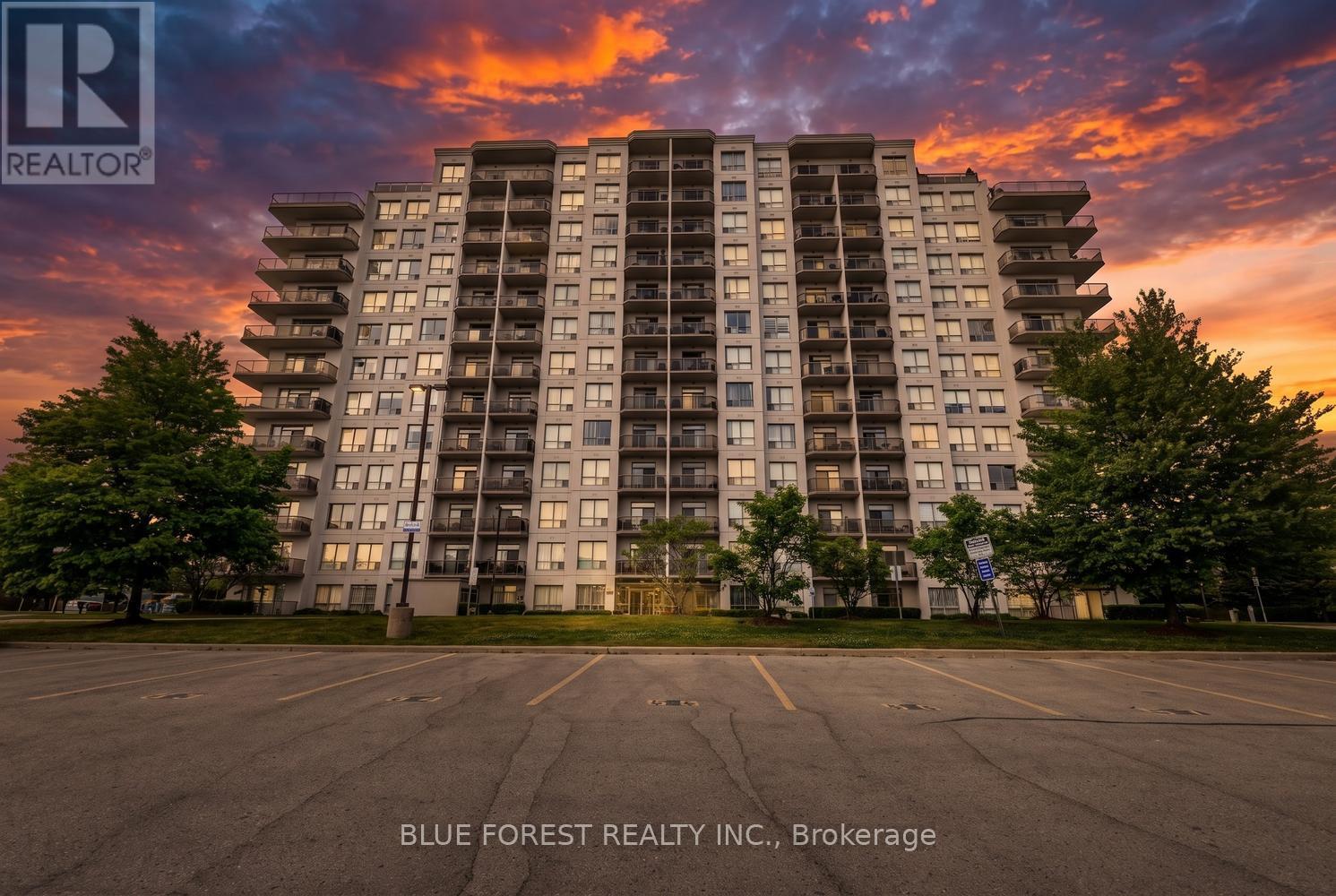 501 - 353 COMMISSIONERS ROAD W, London South, Ontario