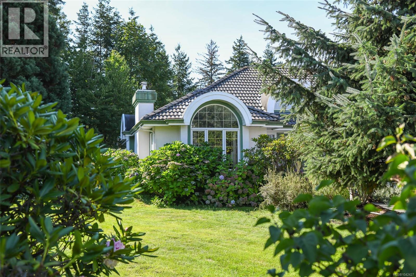 1991 Fairway Dr
