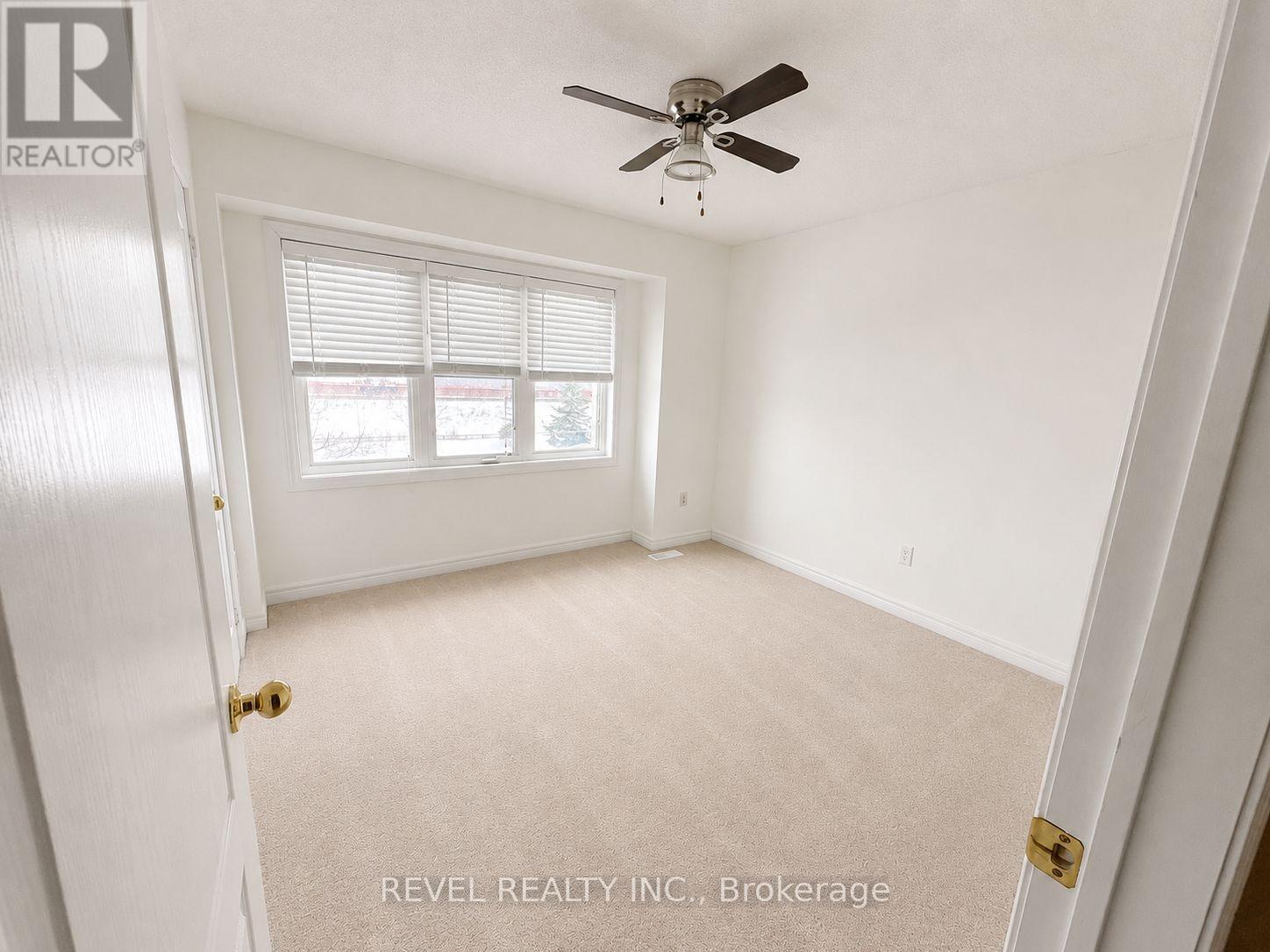 284 Duncan Lane, Milton, Ontario  L9T 7A8 - Photo 5 - W13528632