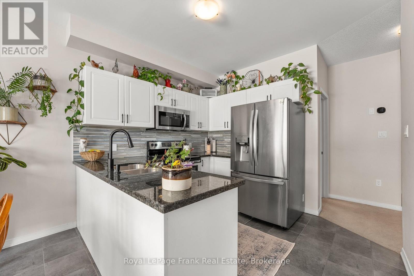 2086 Galloway Street, Innisfil, Ontario  L9S 4B7 - Photo 12 - N13532842