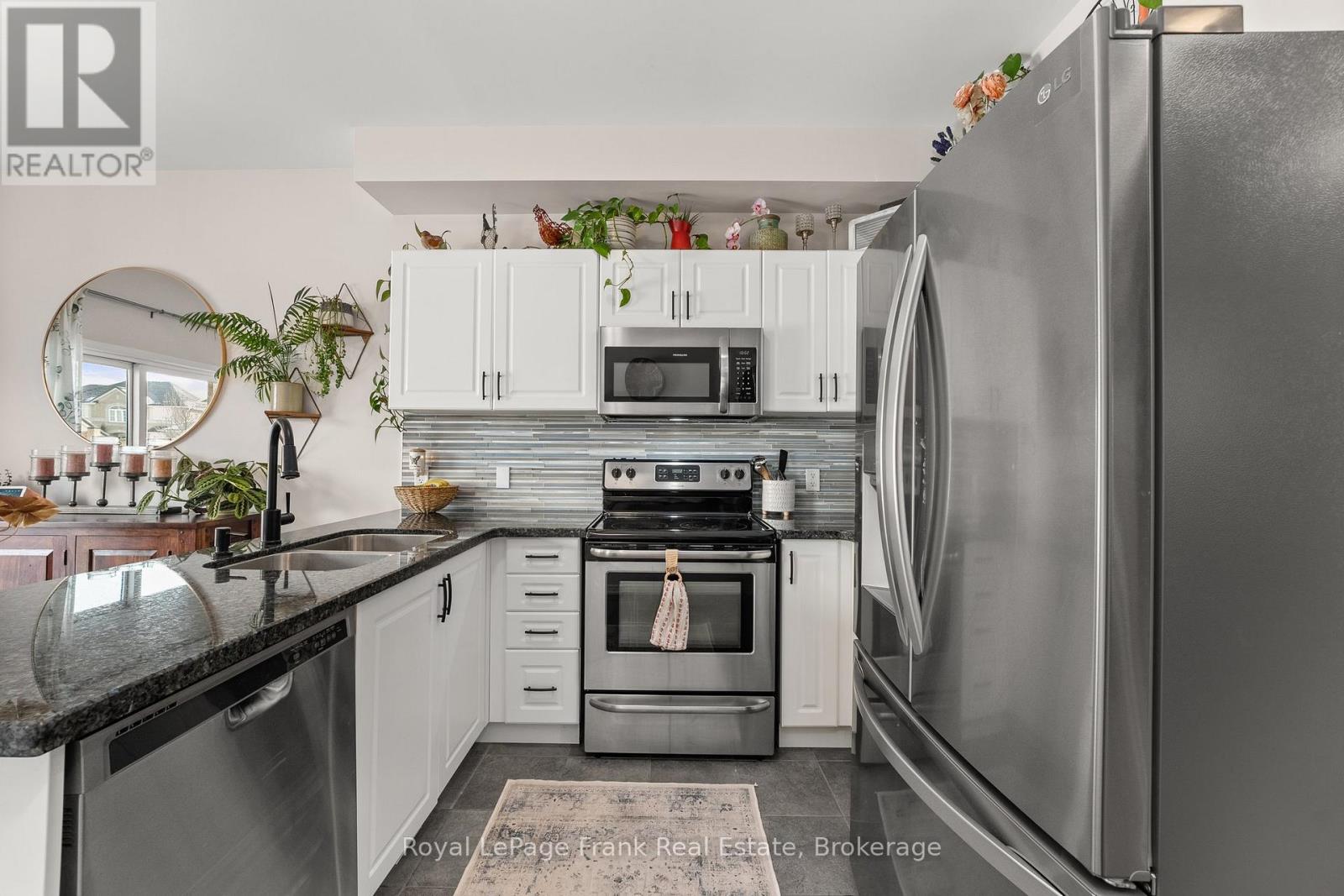 2086 Galloway Street, Innisfil, Ontario  L9S 4B7 - Photo 14 - N13532842