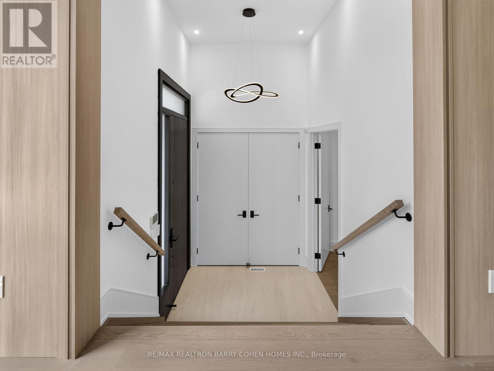 243 Florence Avenue, Toronto, Ontario  M2N 1G7 - Photo 2 - C13532498