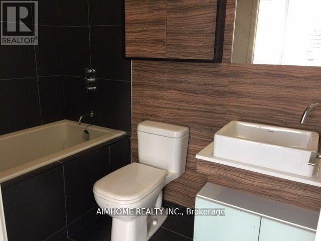 2404 - 75 St Nicholas Street, Toronto, Ontario  M4Y 0A5 - Photo 10 - C13532532