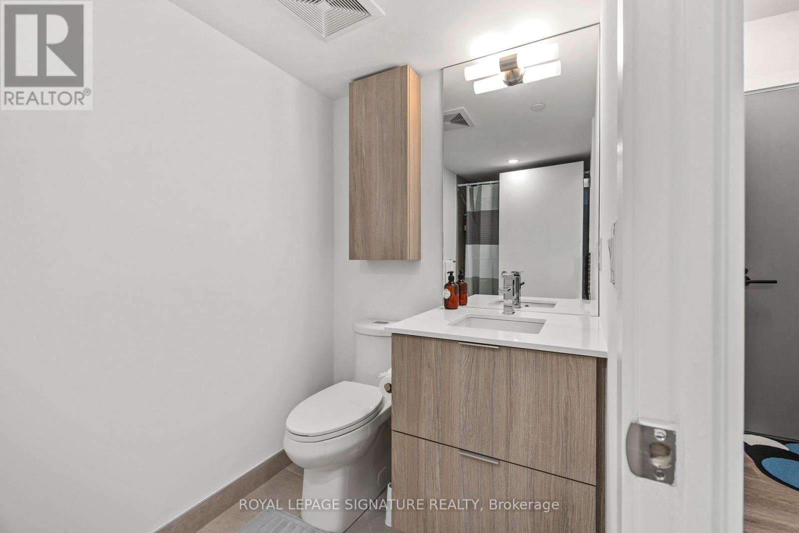 1002 - 47 Mutual Street, Toronto, Ontario  M5B 0C6 - Photo 14 - C13532584