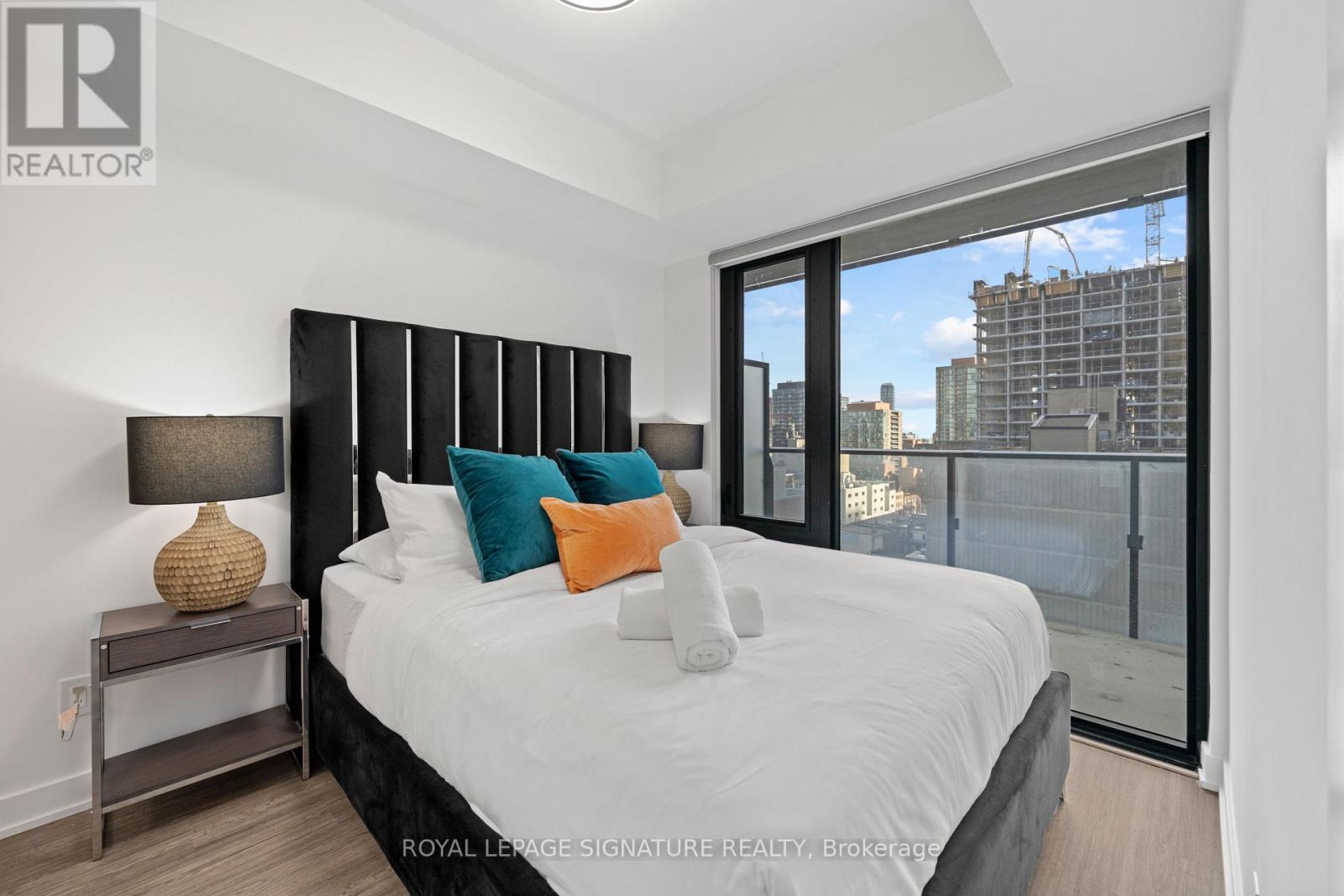 1002 - 47 Mutual Street, Toronto, Ontario  M5B 0C6 - Photo 9 - C13532584