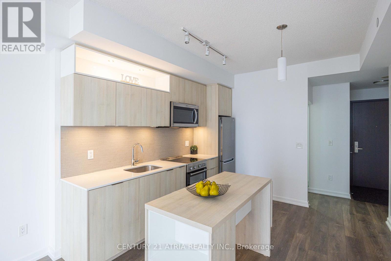 2011 - 50 Forest Manor Road, Toronto, Ontario  M2J 0E3 - Photo 6 - C13532590